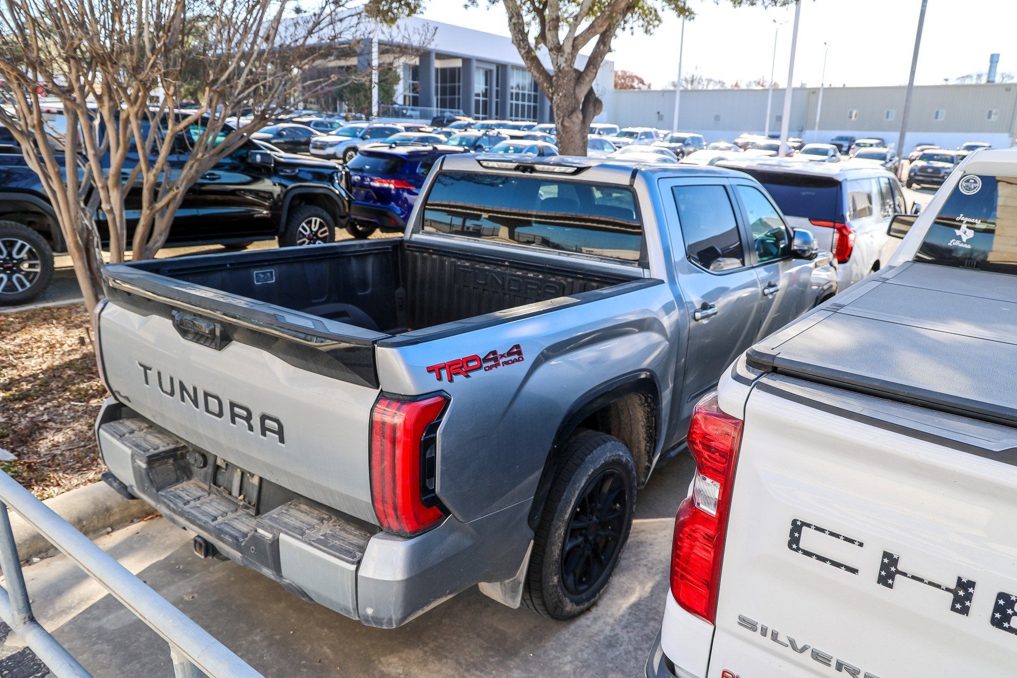 2025 Toyota TUNDRA 4X4 Platinum