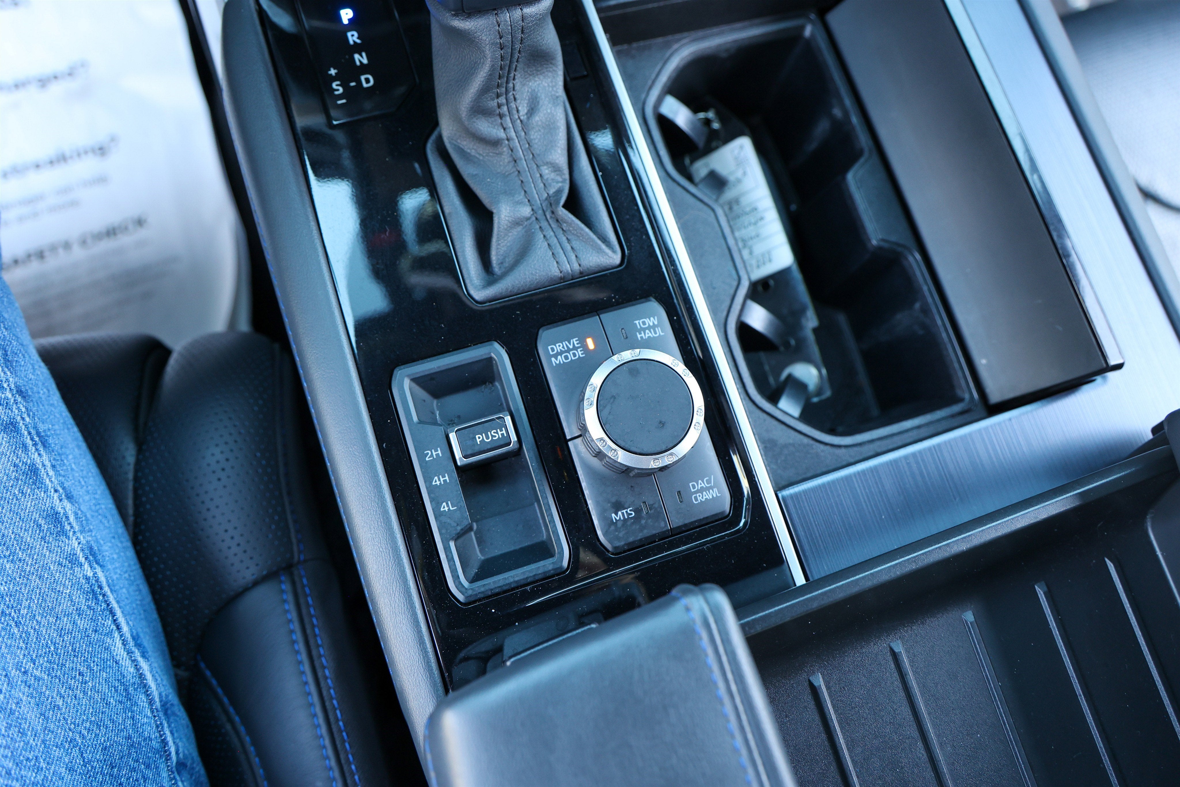 2024 Toyota TUNDRA HV 4X4 Platinum Hybrid