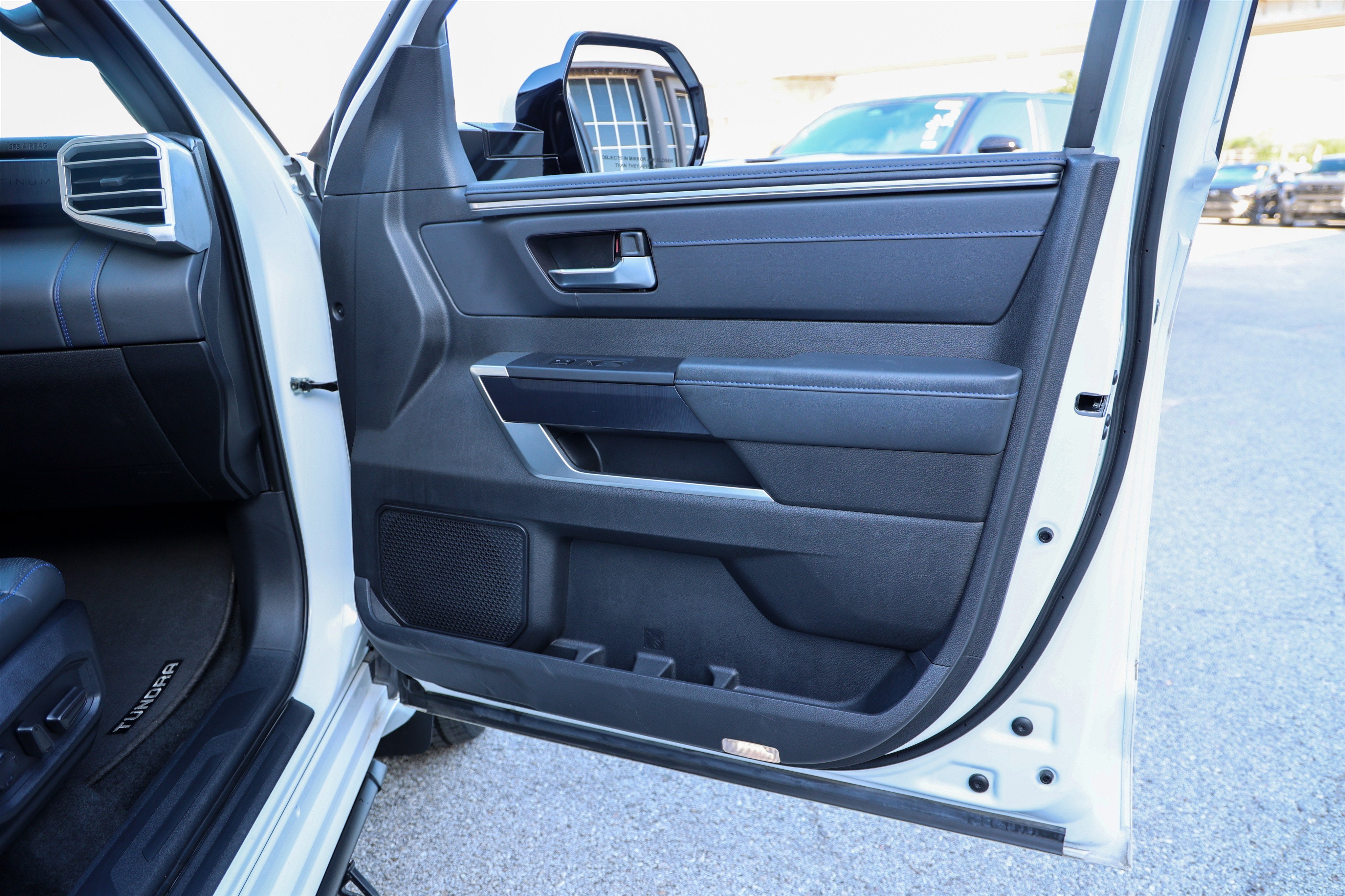 2024 Toyota TUNDRA HV 4X4 Platinum Hybrid