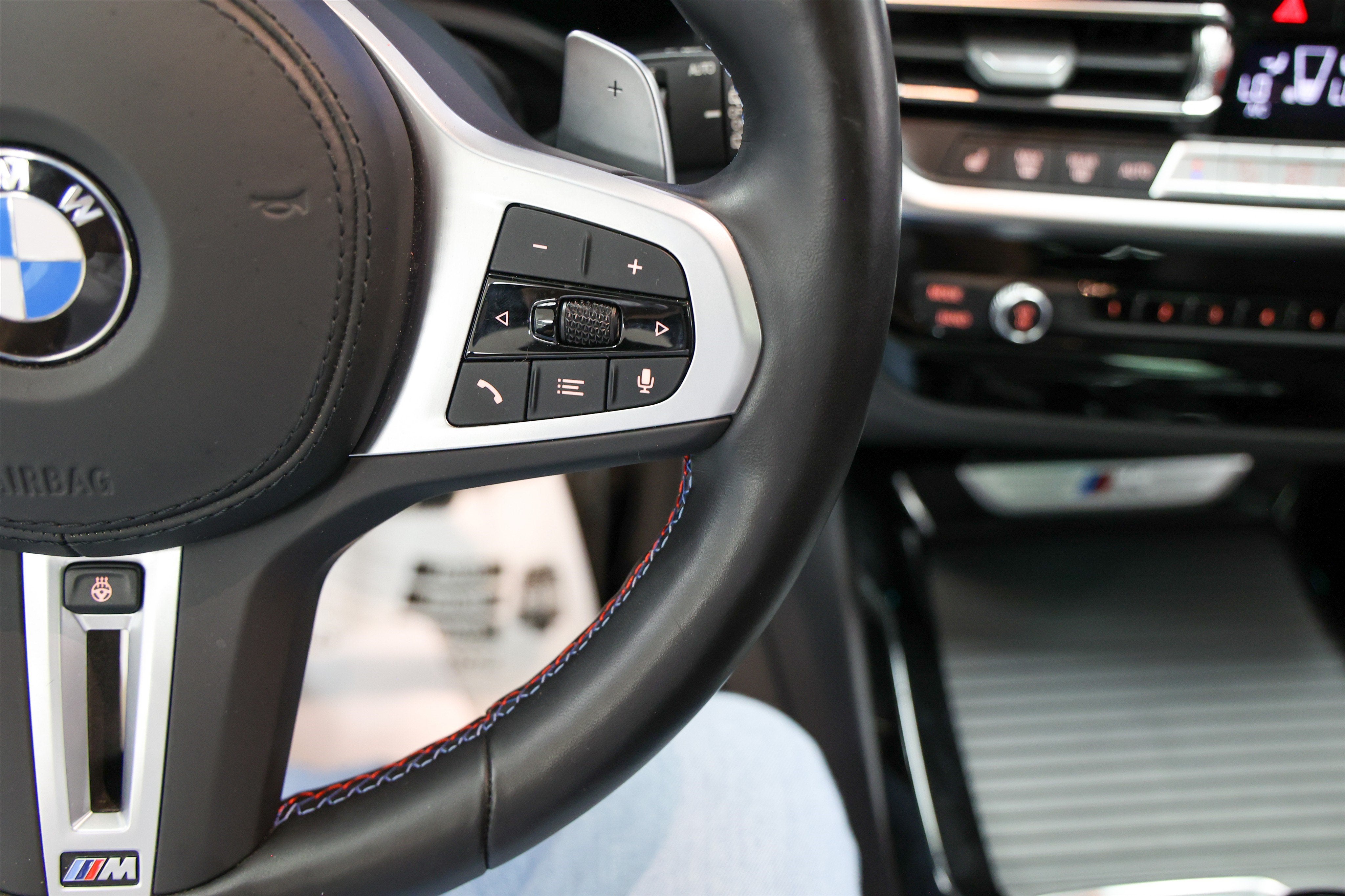 2024 BMW X3 M40i