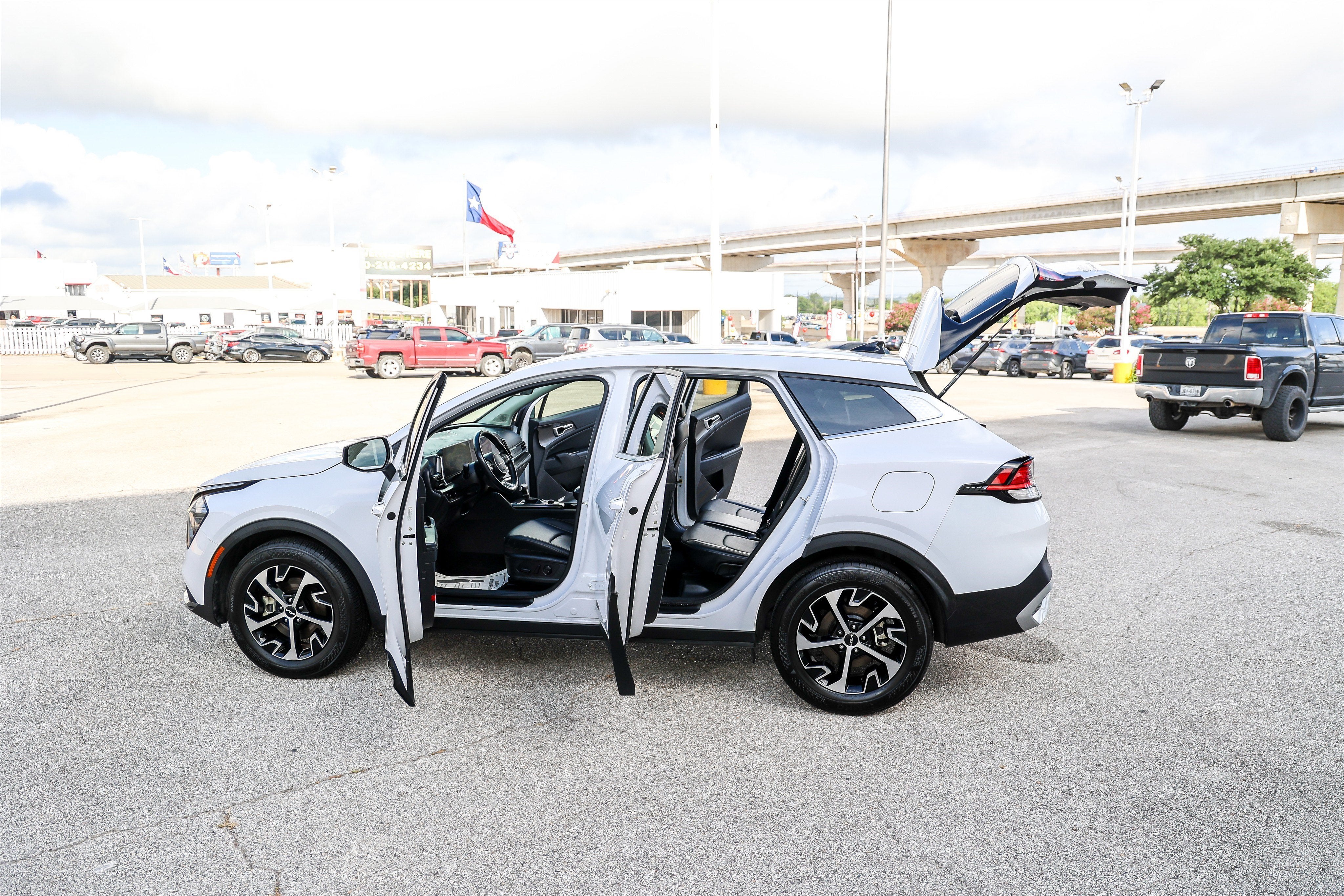 2025 Kia Sportage EX