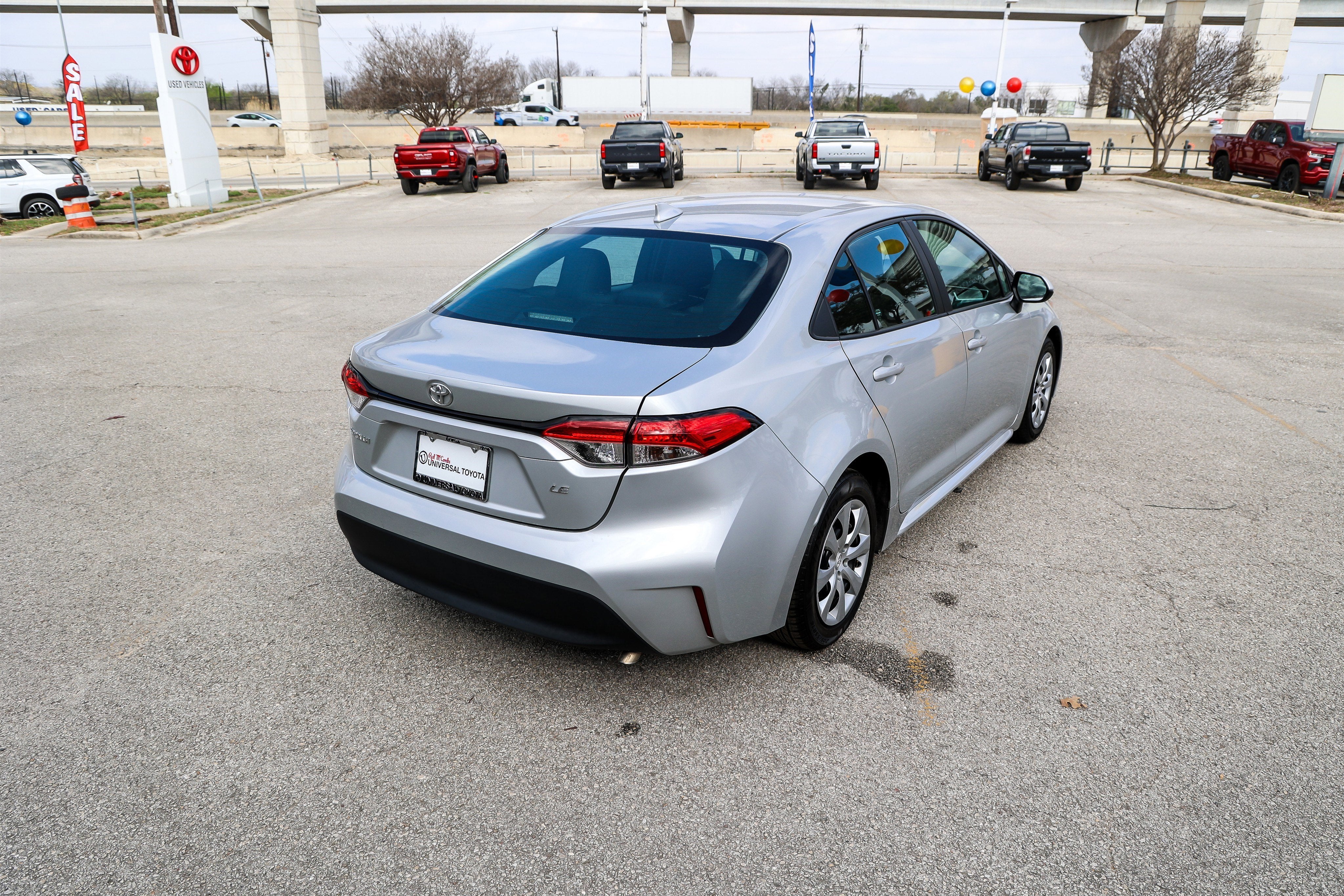 2023 Toyota COROLLA LE