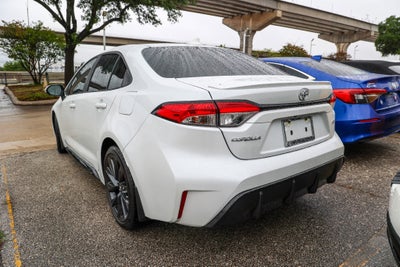 2025 Toyota COROLLA SE
