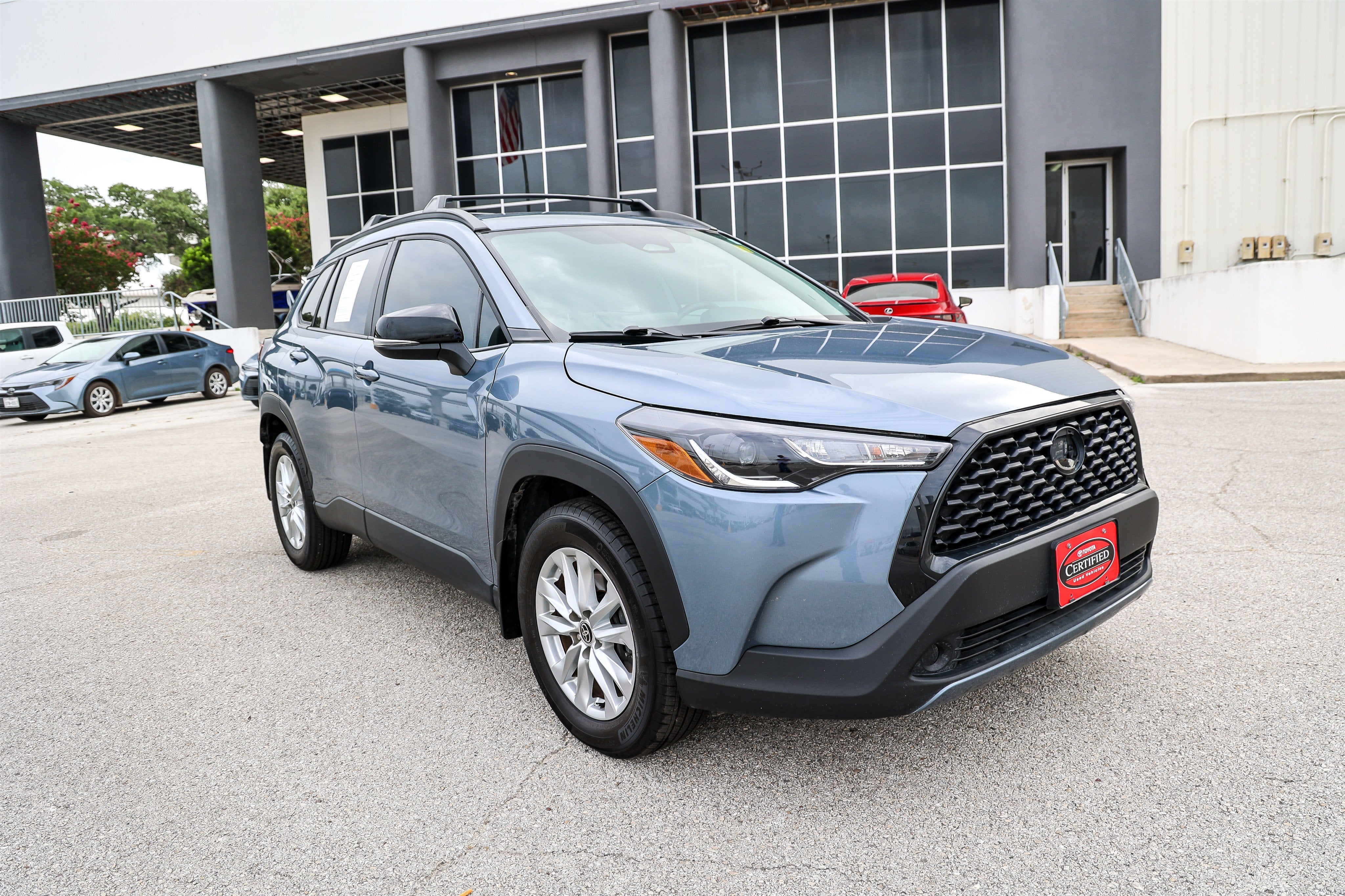 2025 Toyota Corolla Cross LE