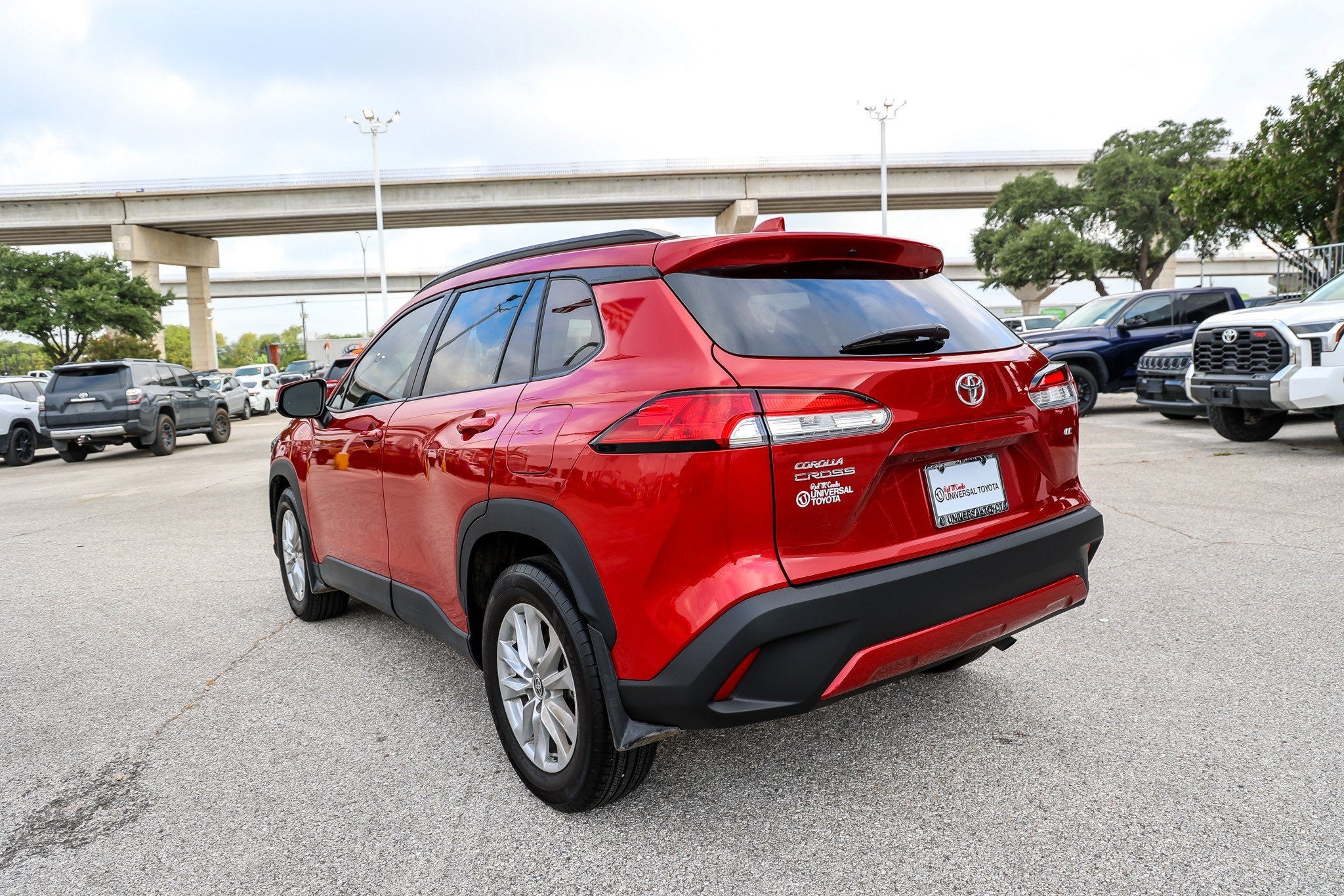 2023 Toyota Corolla Cross LE