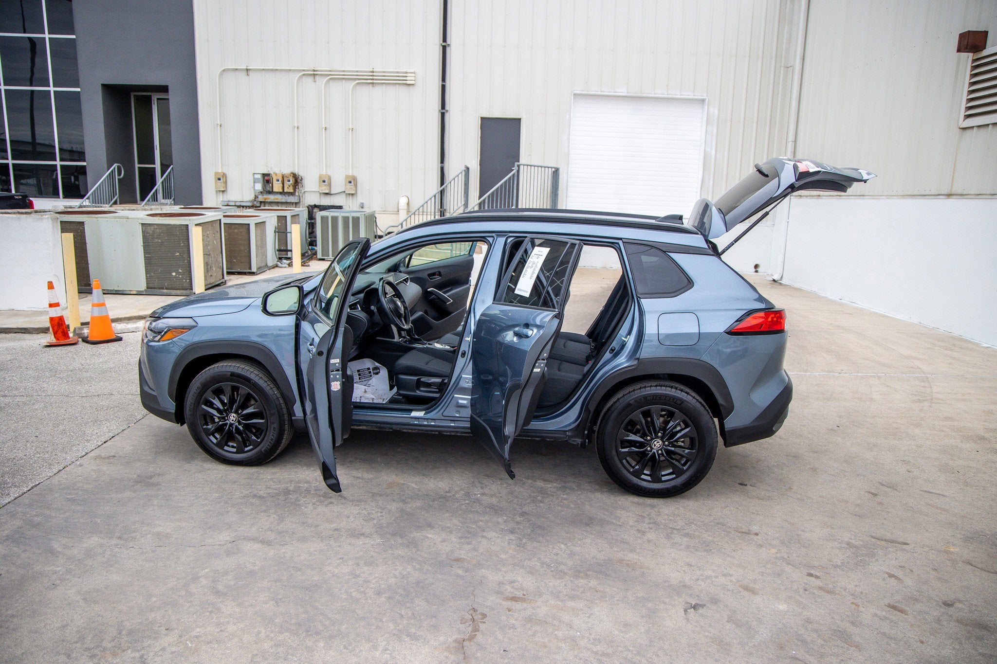 2025 Toyota Corolla Cross LE