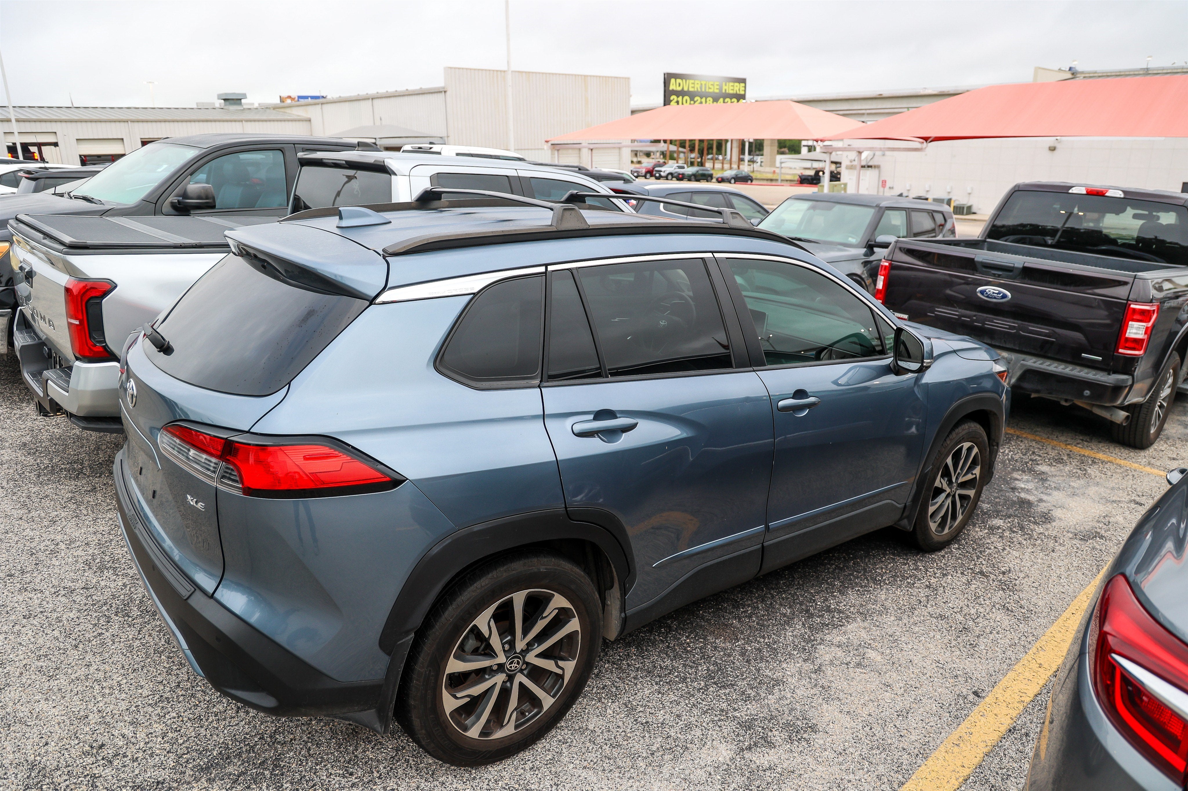 2024 Toyota Corolla Cross XLE