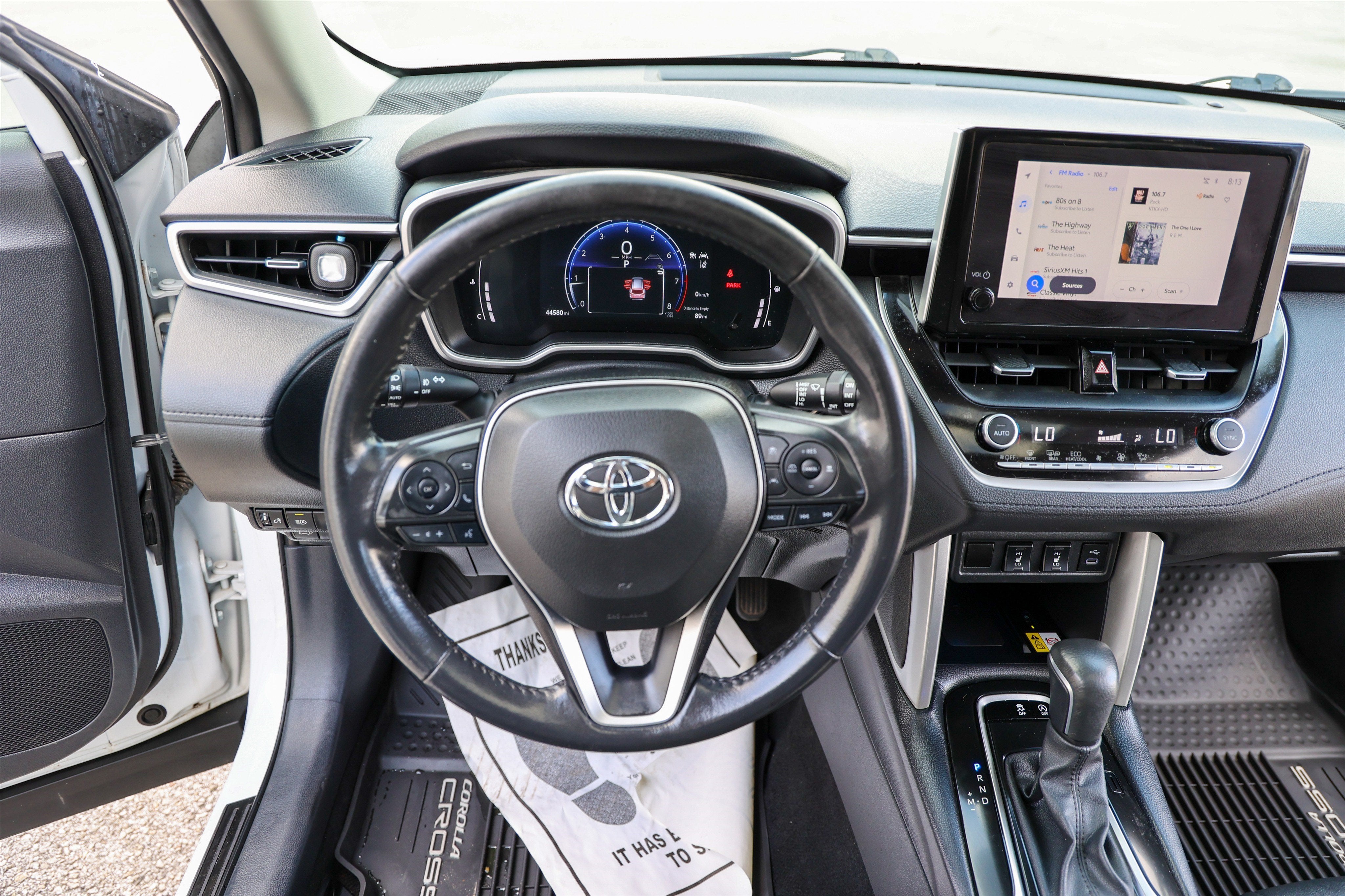 2023 Toyota Corolla Cross XLE