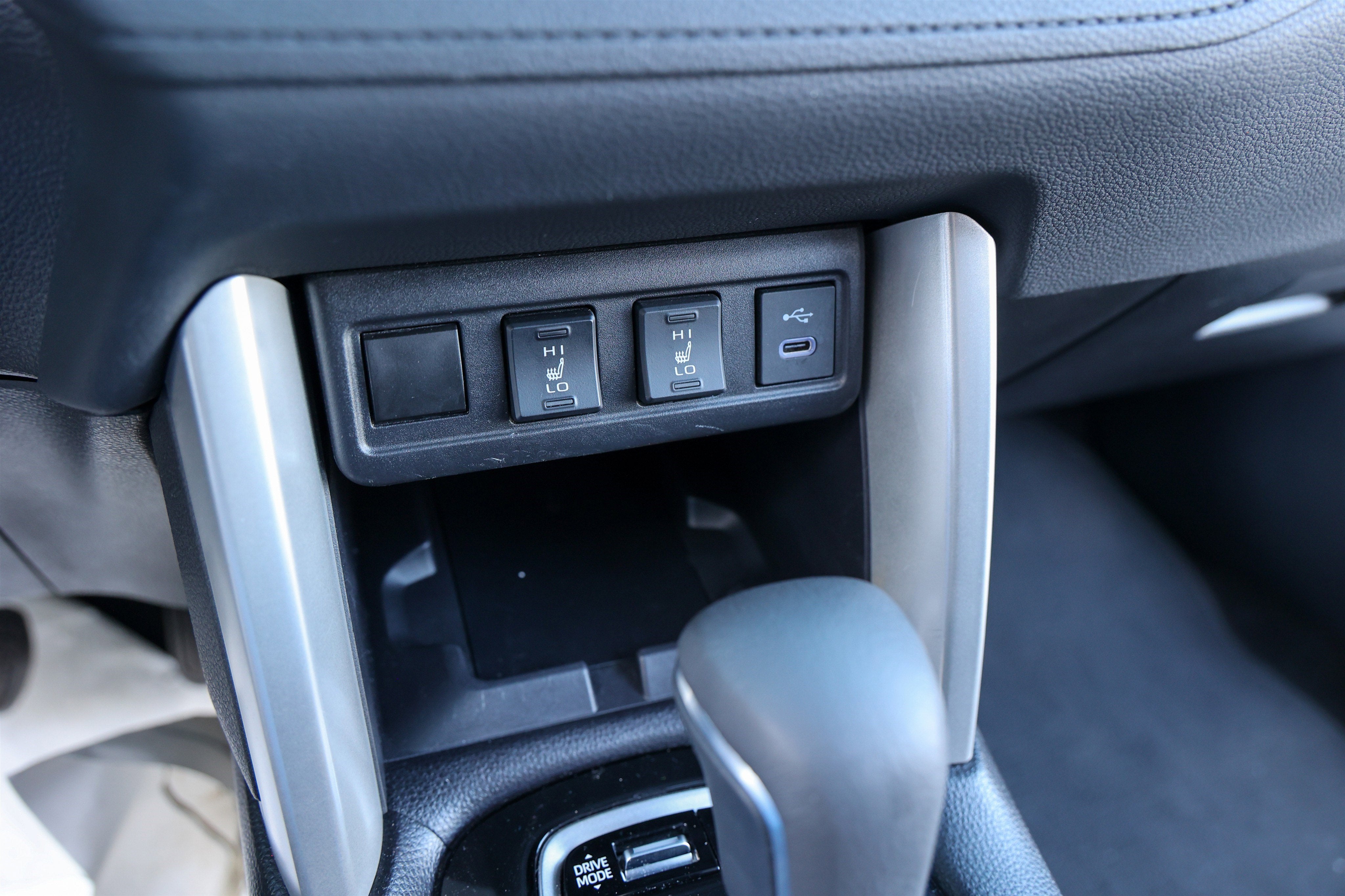 2025 Toyota COROLLA CROSS HV Hybrid XSE