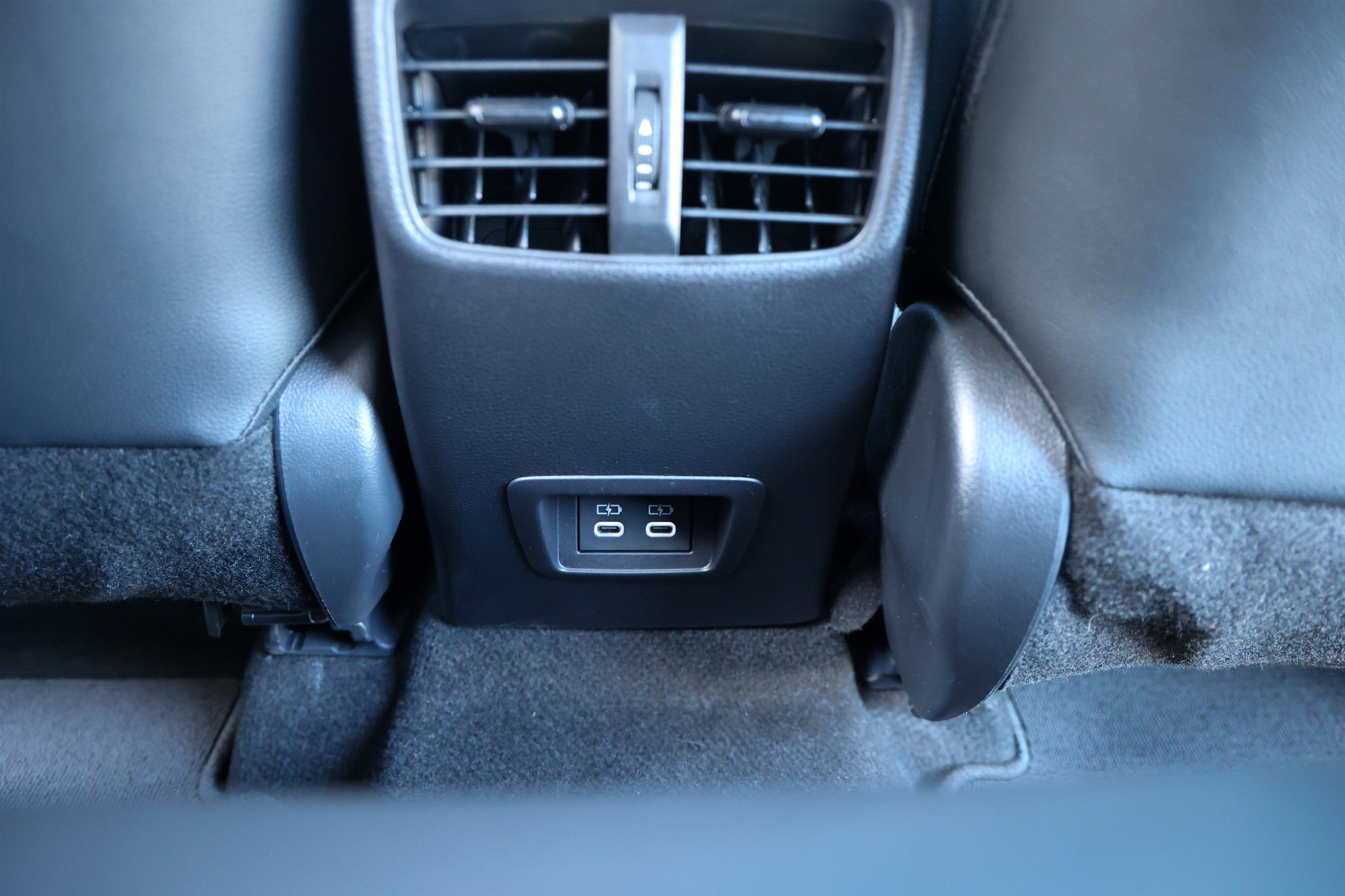 2025 Toyota COROLLA CROSS HV Hybrid XSE
