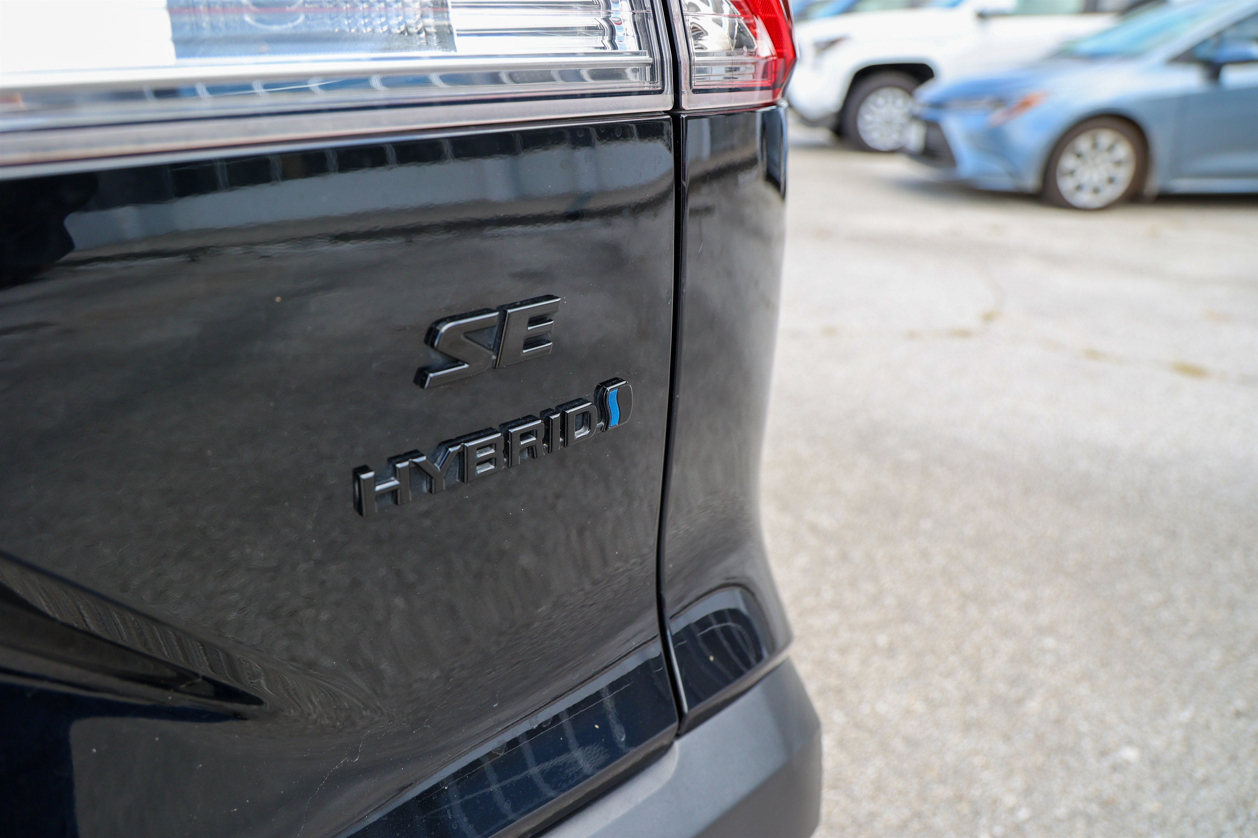 2023 Toyota Corolla Cross Hybrid Hybrid SE