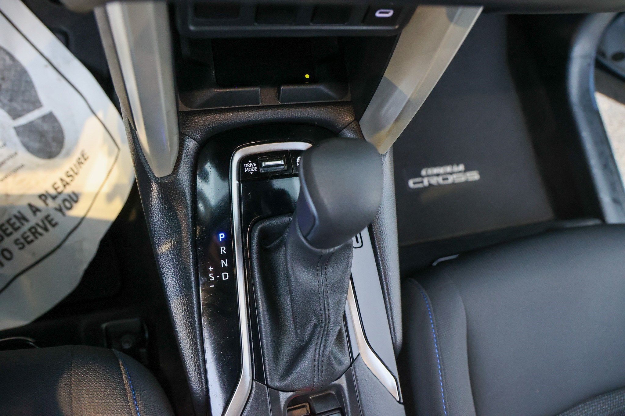 2024 Toyota Corolla Cross Hybrid Hybrid SE