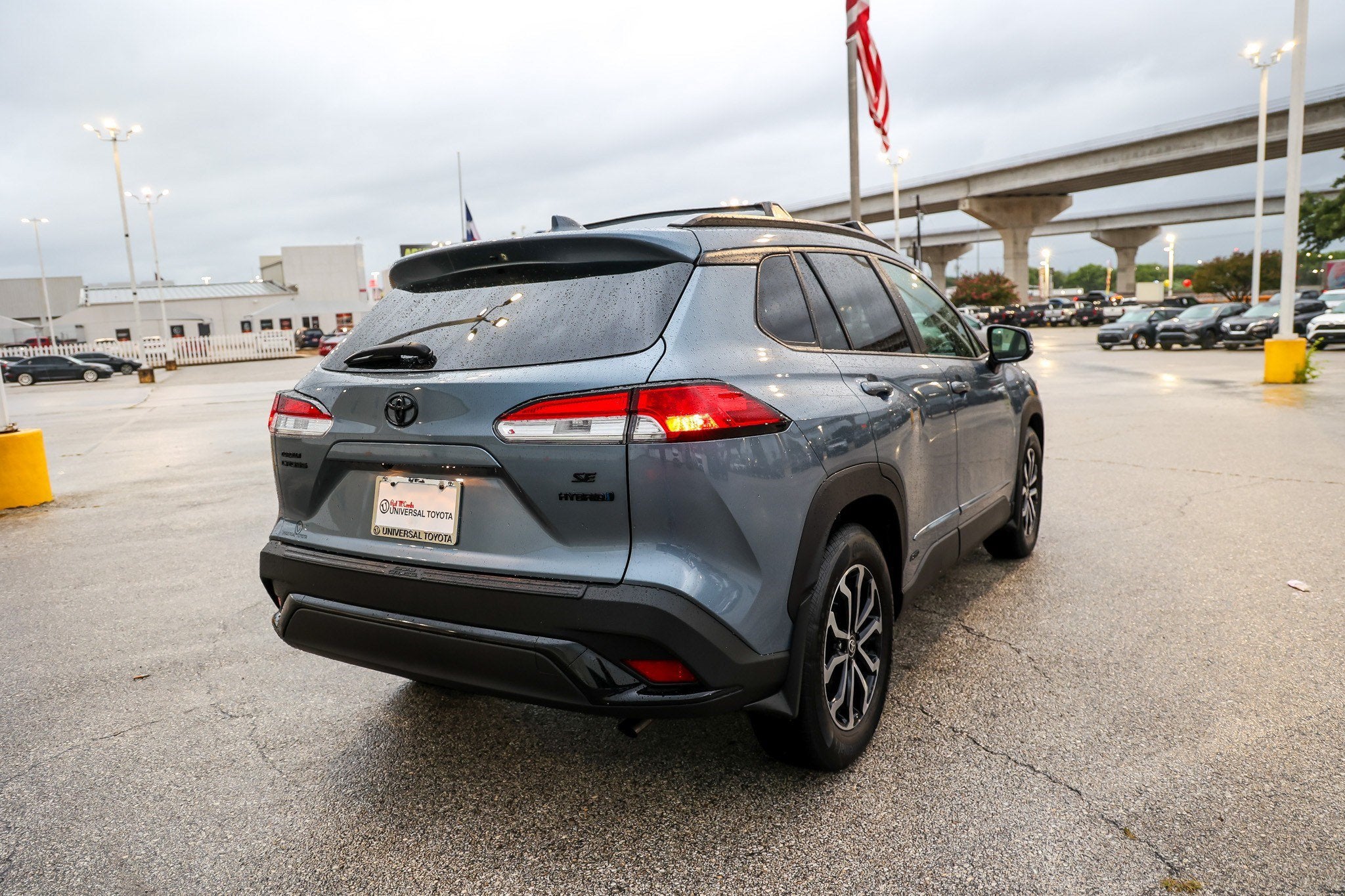 2024 Toyota Corolla Cross Hybrid Hybrid SE