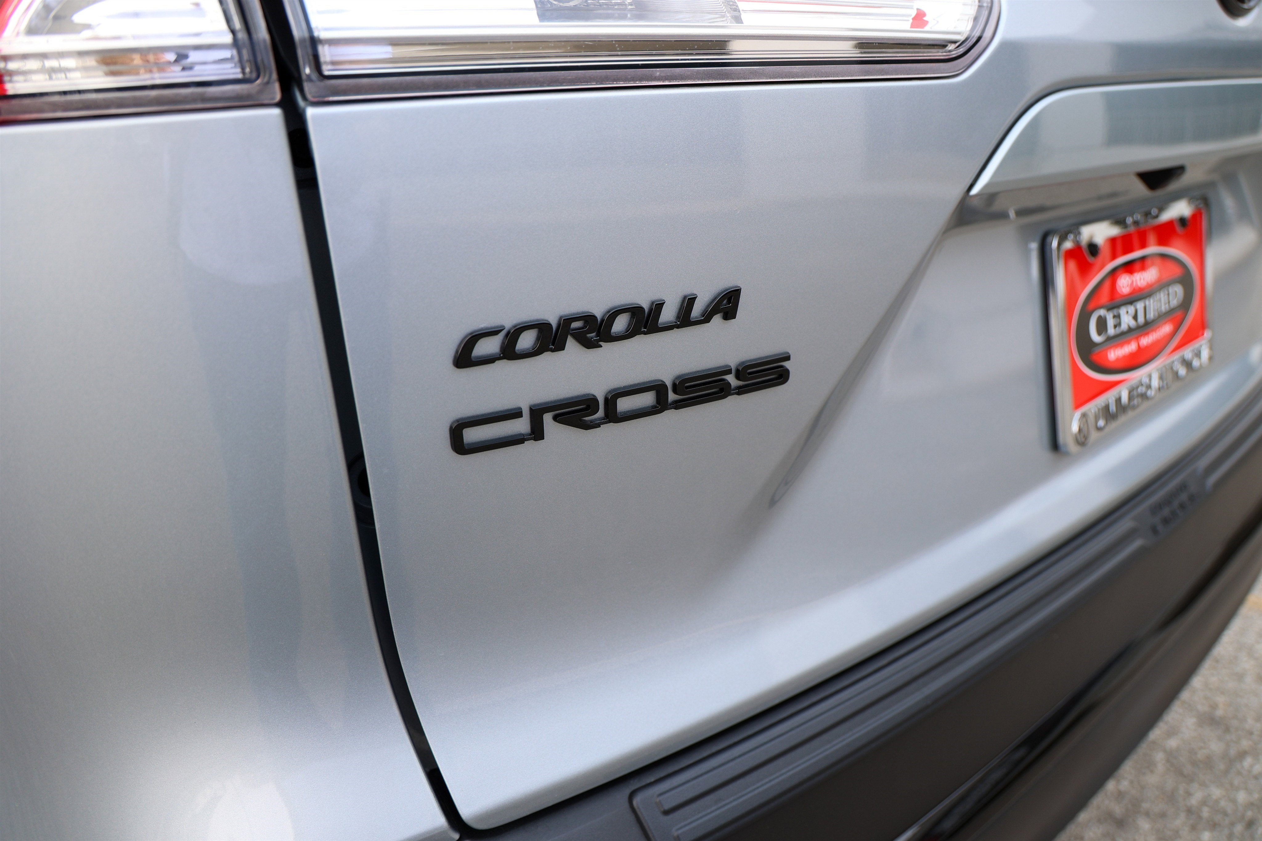 2024 Toyota COROLLA CROSS HV Hybrid SE