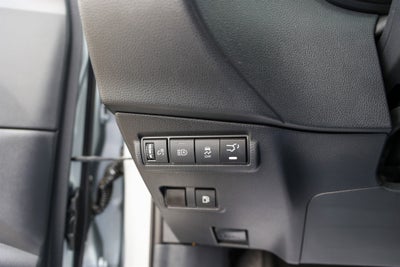 2024 Toyota COROLLA CROSS HV Hybrid SE