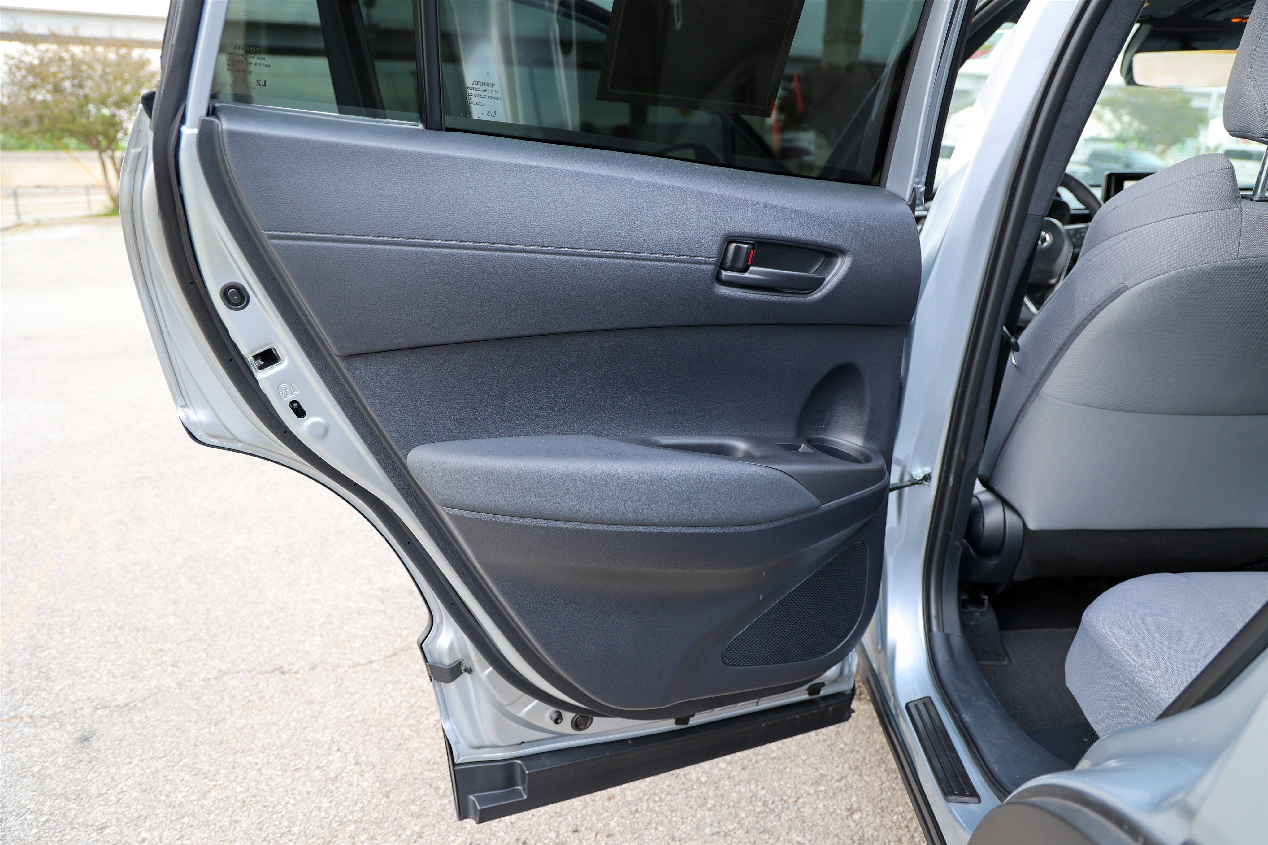 2024 Toyota COROLLA CROSS HV Hybrid SE