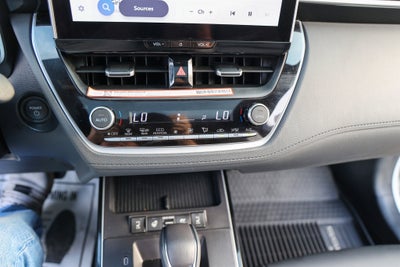 2026 Toyota COROLLA CROSS HV Hybrid XSE