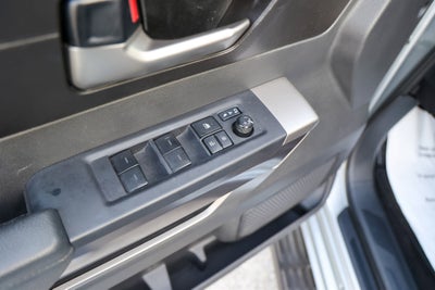 2025 Toyota Sequoia SR5