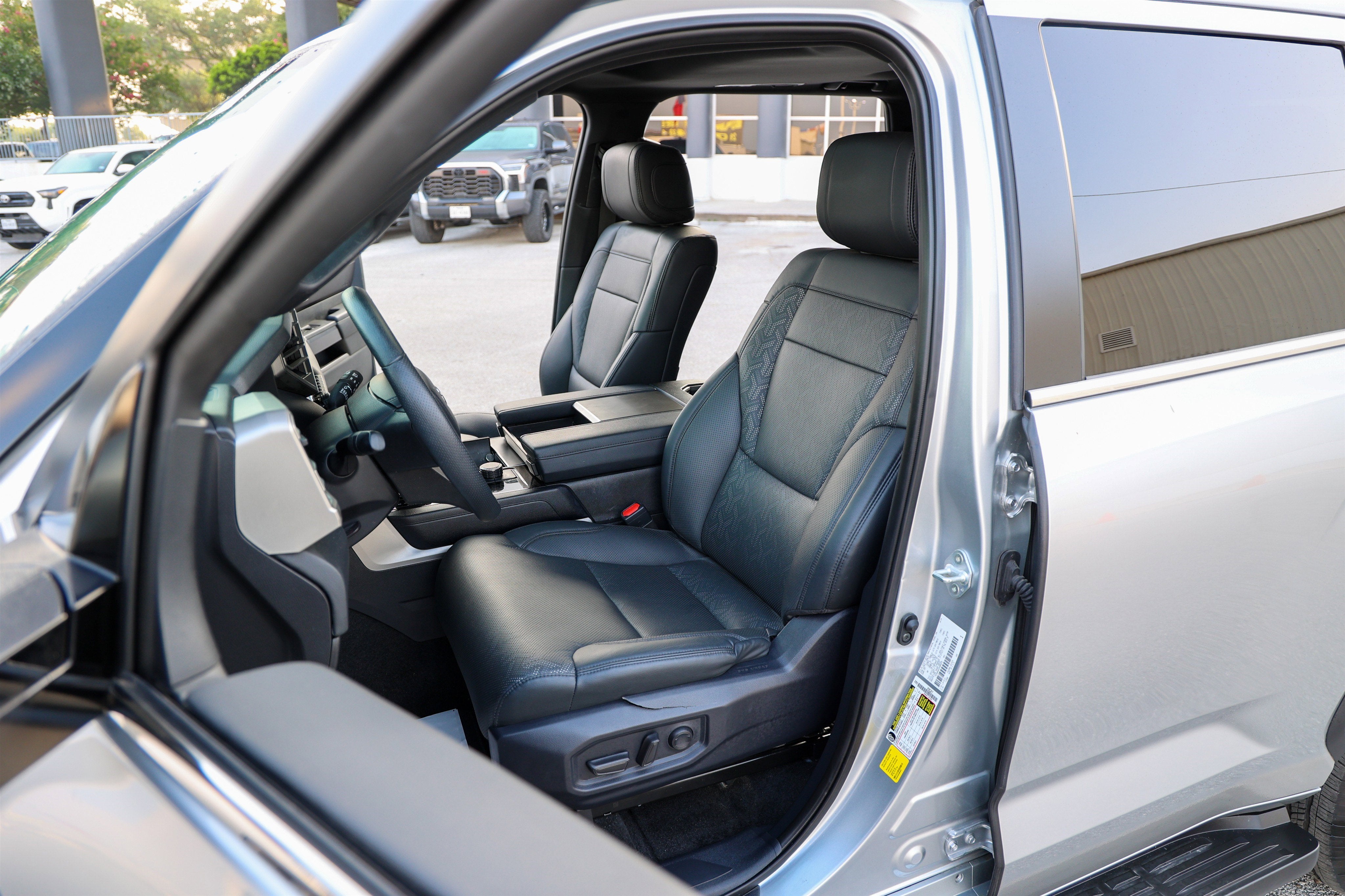 2025 Toyota Sequoia SR5