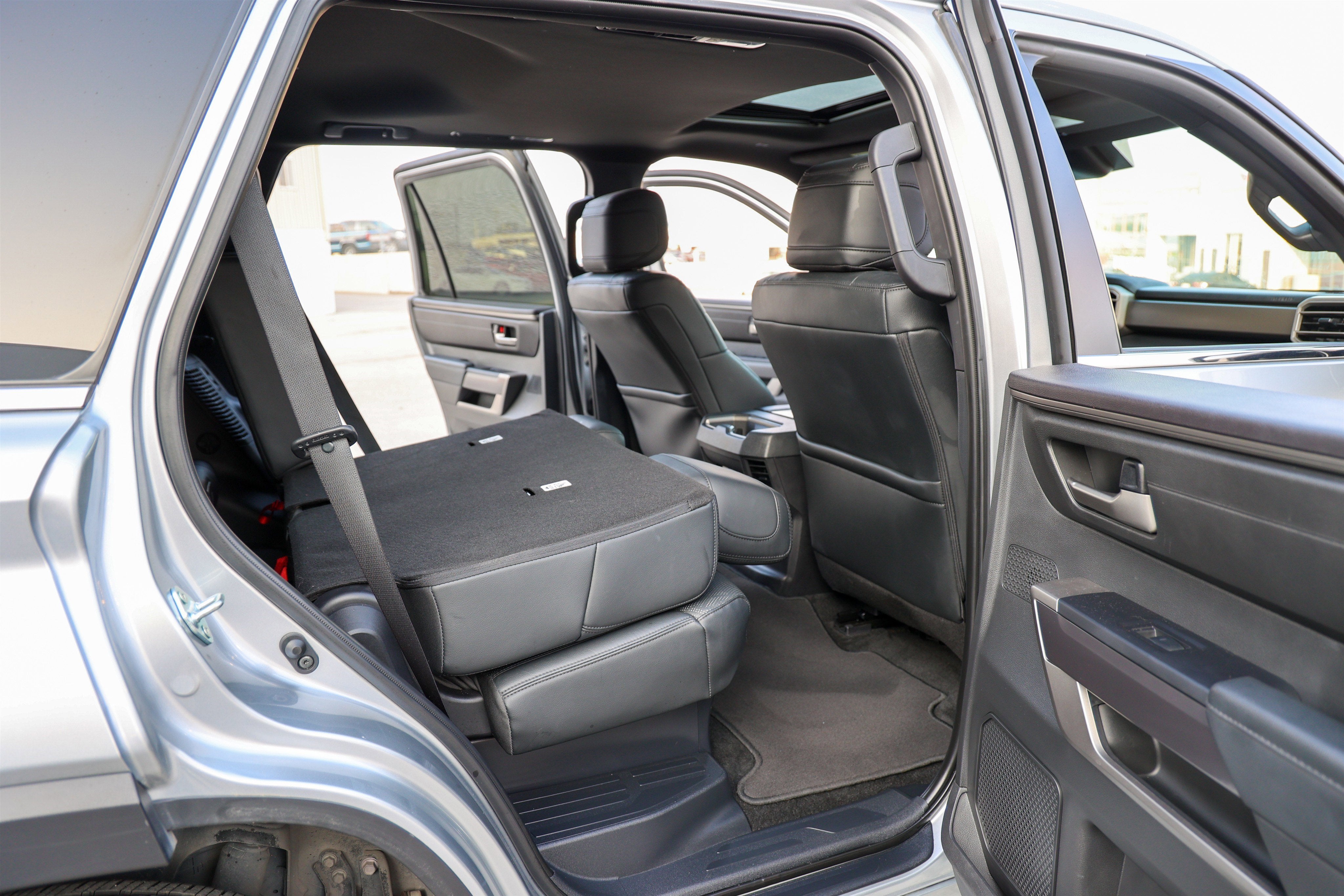 2025 Toyota Sequoia SR5