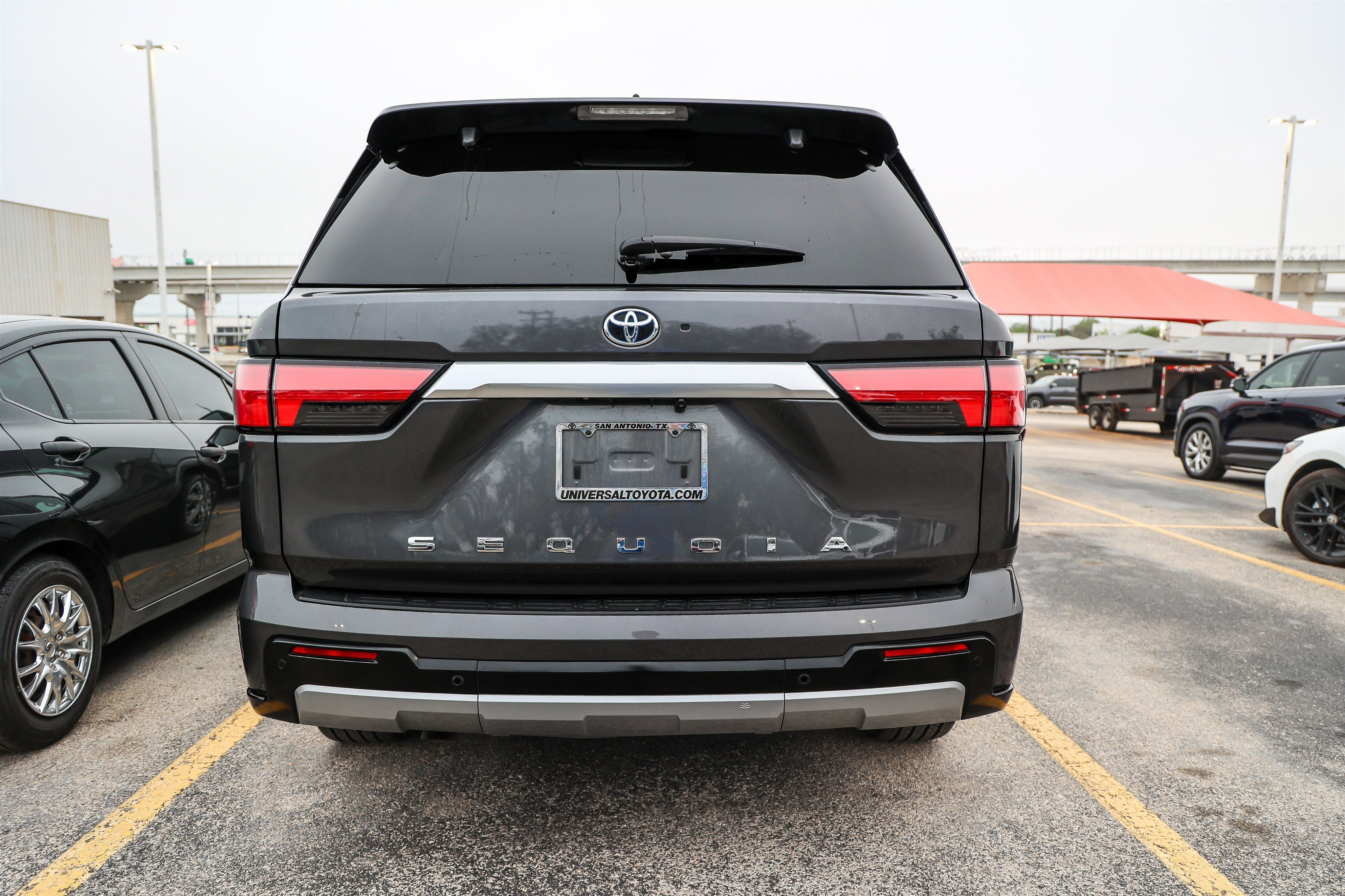 2024 Toyota SEQUOIA 4WD Capstone