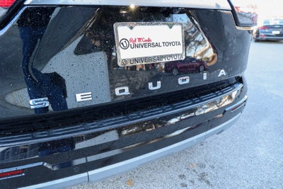 2023 Toyota SEQUOIA 4WD Capstone