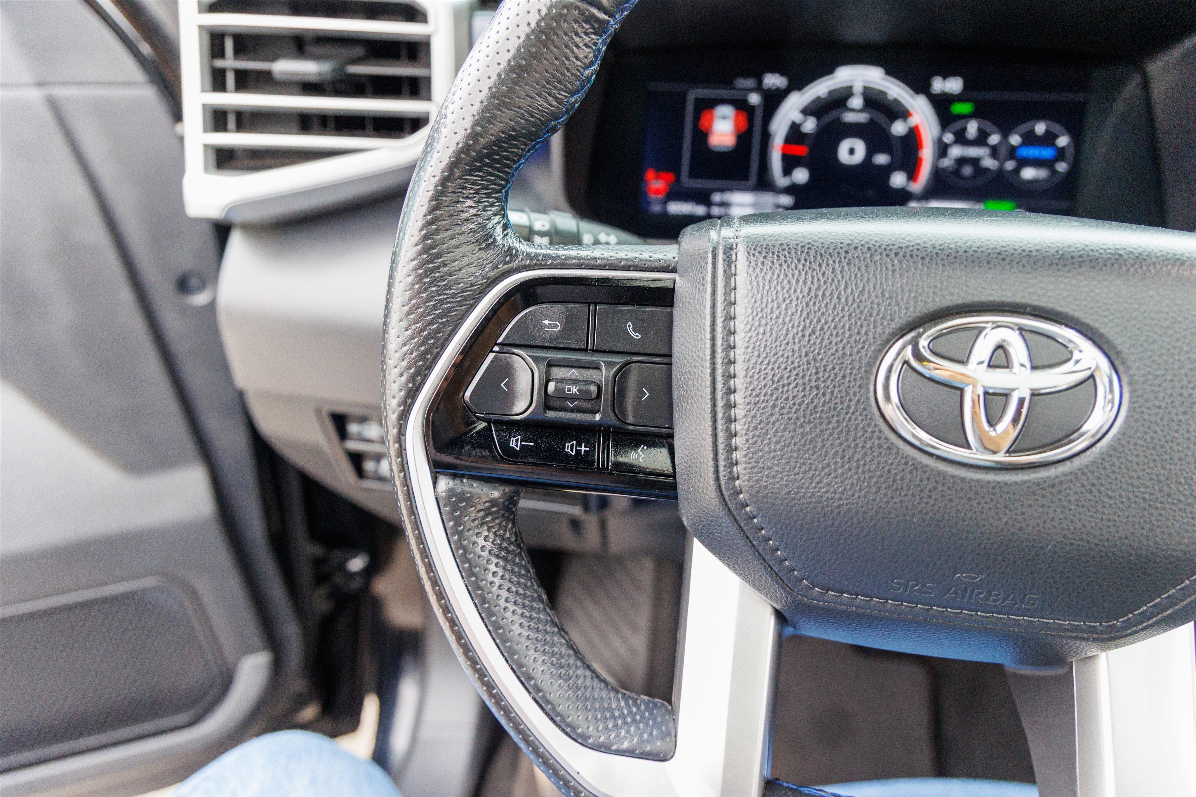 2024 Toyota SEQUOIA 4WD Platinum
