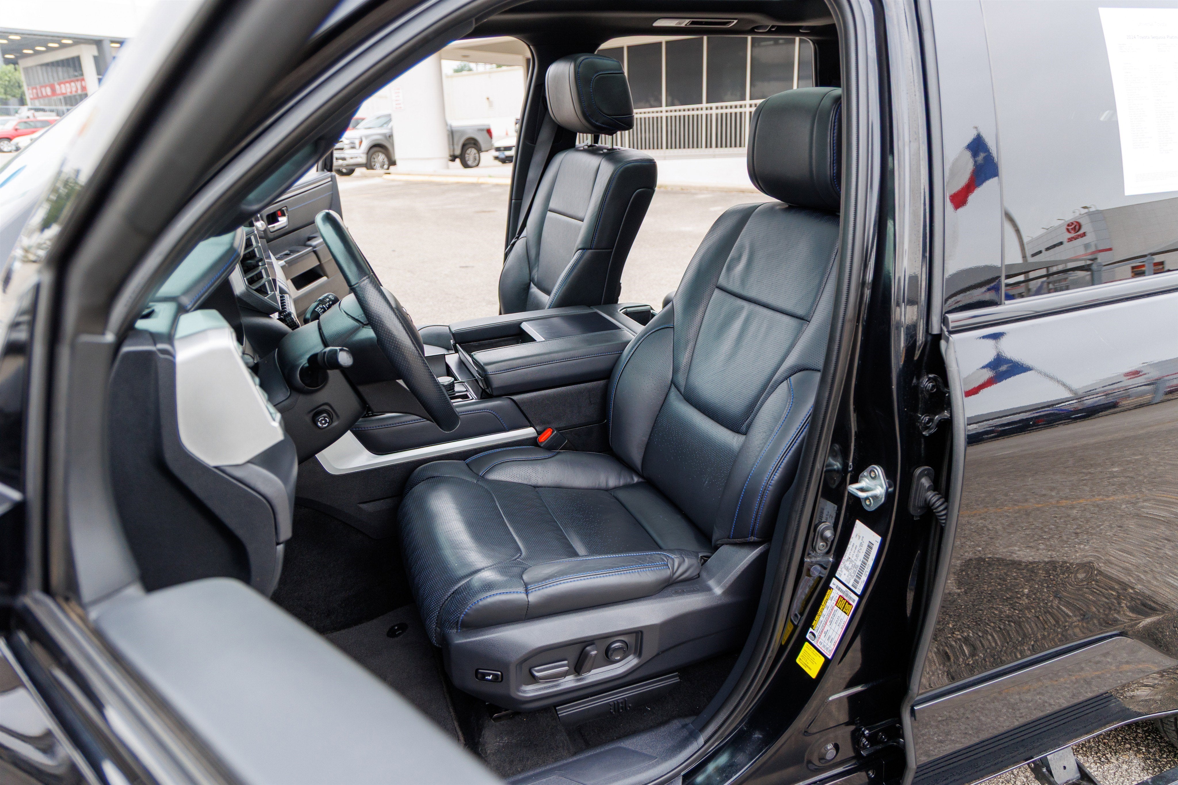 2024 Toyota SEQUOIA 4WD Platinum