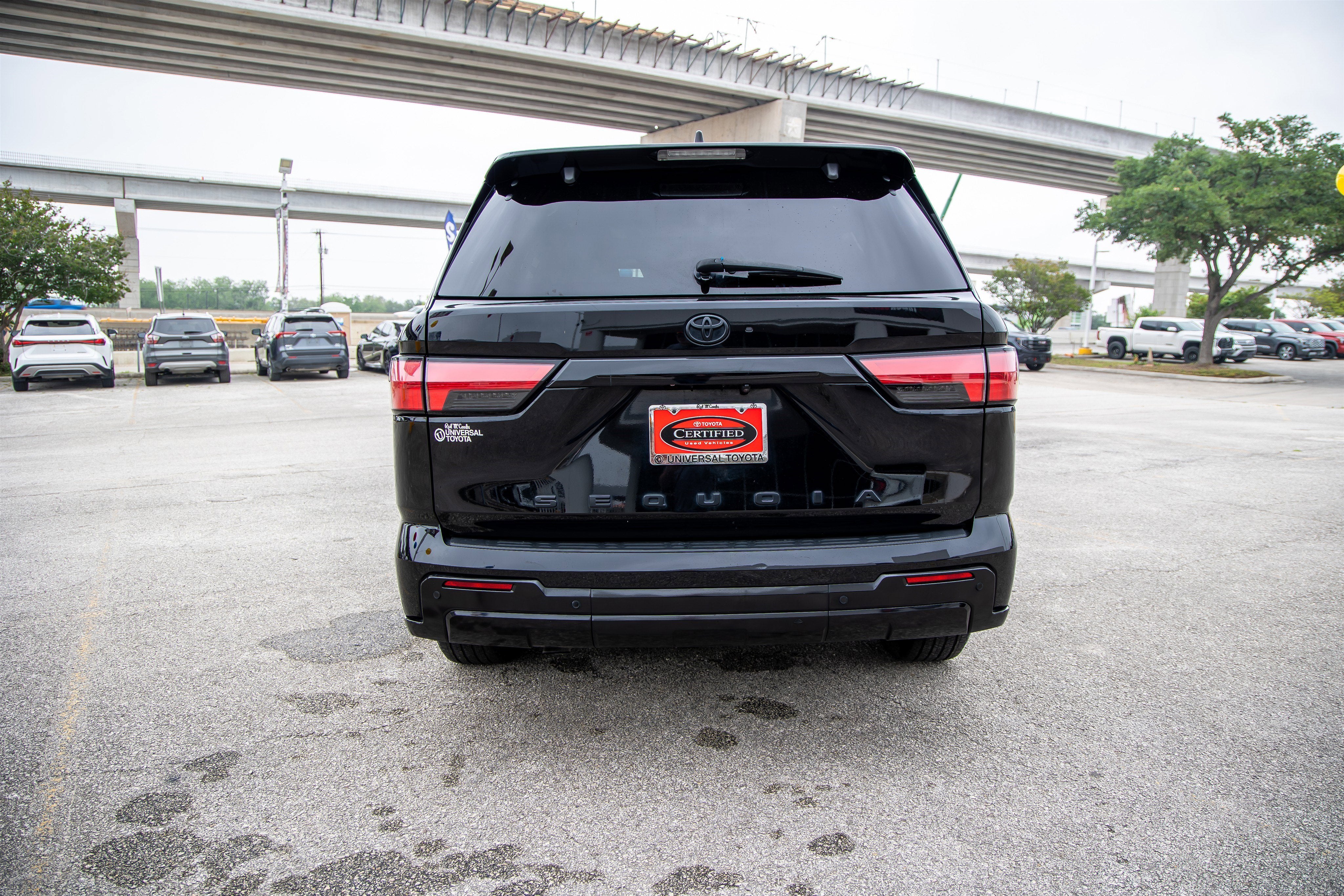 2024 Toyota SEQUOIA 4WD Platinum