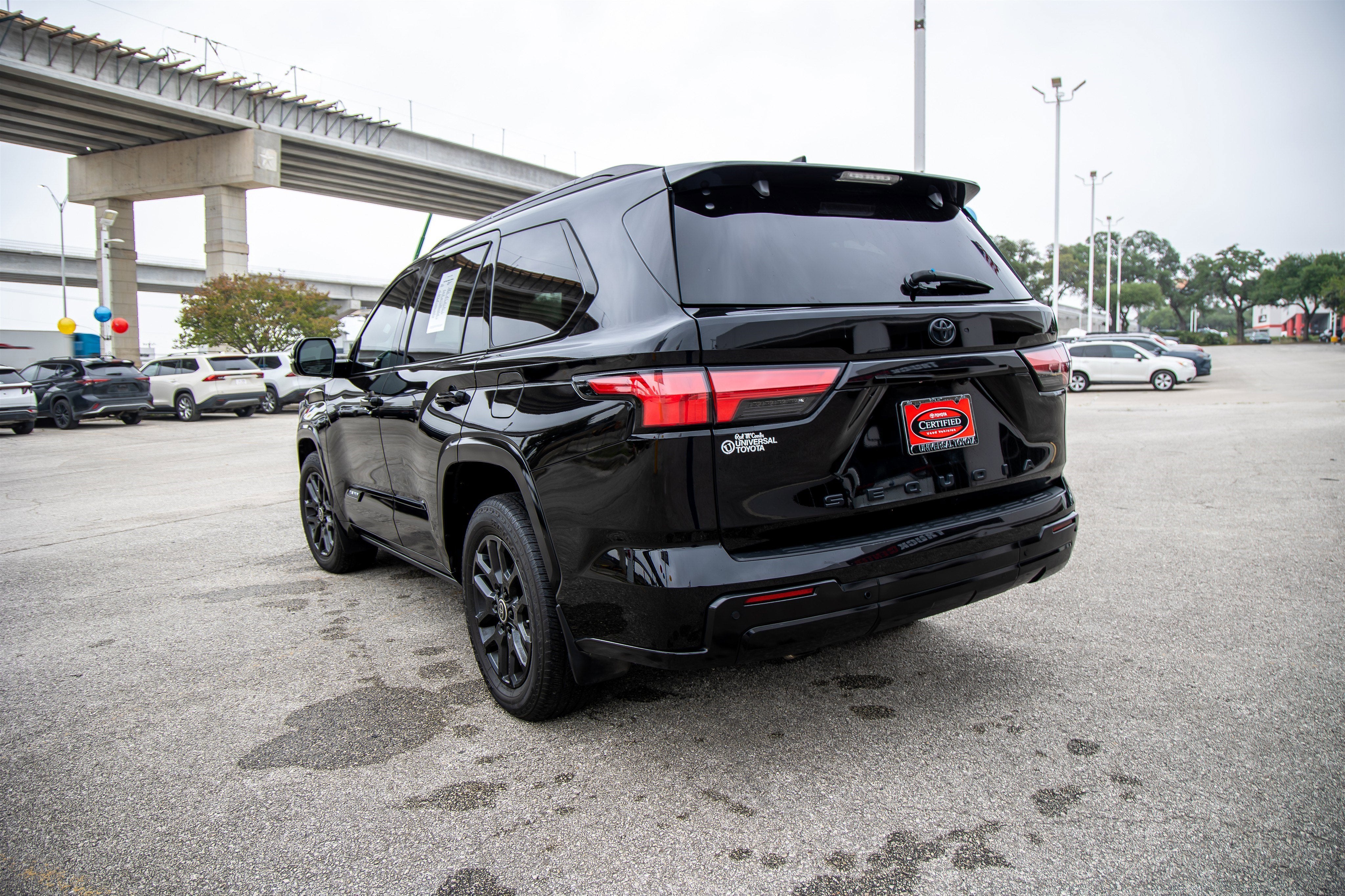 2024 Toyota SEQUOIA 4WD Platinum
