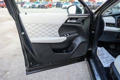 2024 Mitsubishi Outlander SEL Black Edition