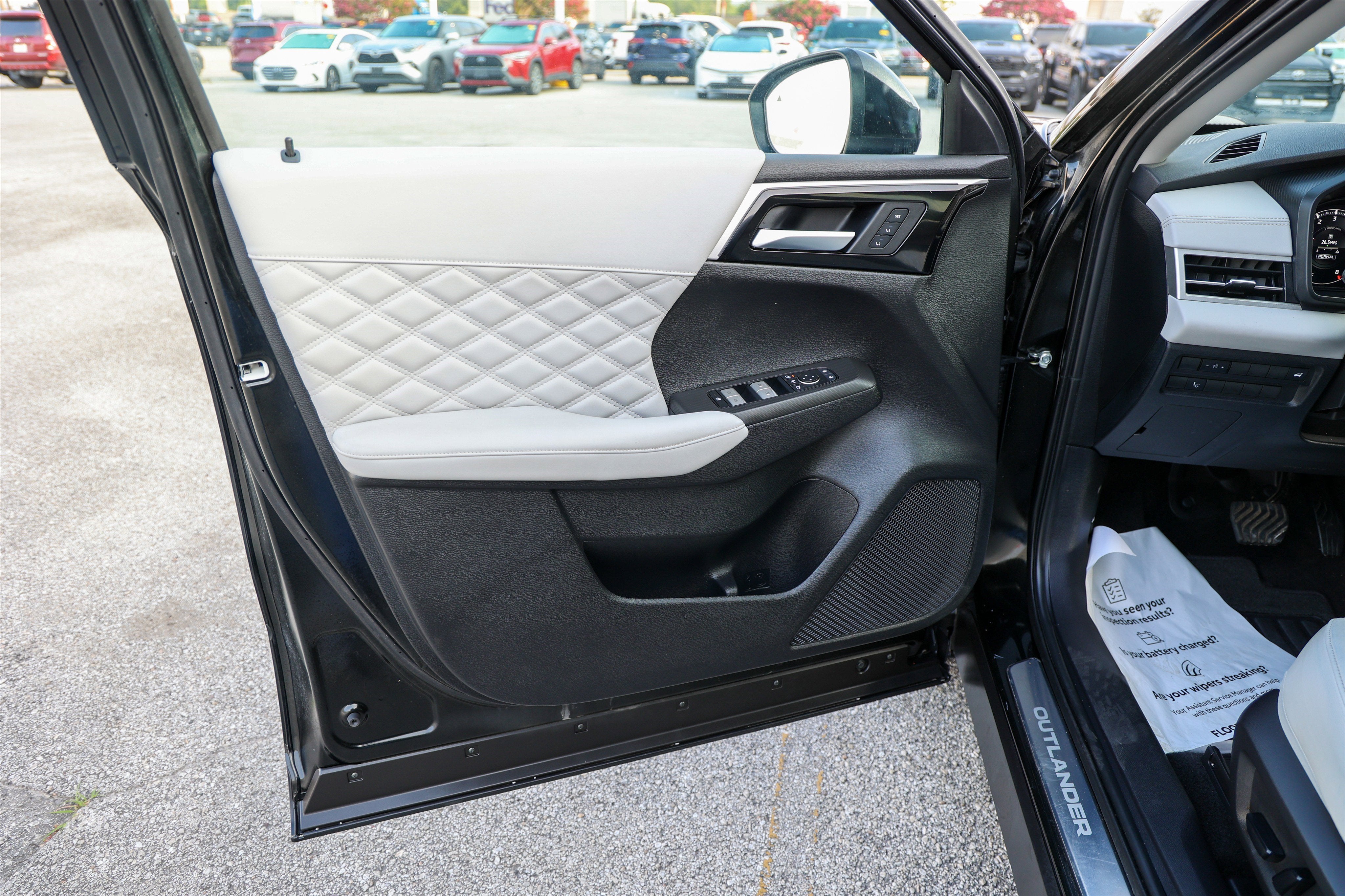 2024 Mitsubishi Outlander SEL Black Edition