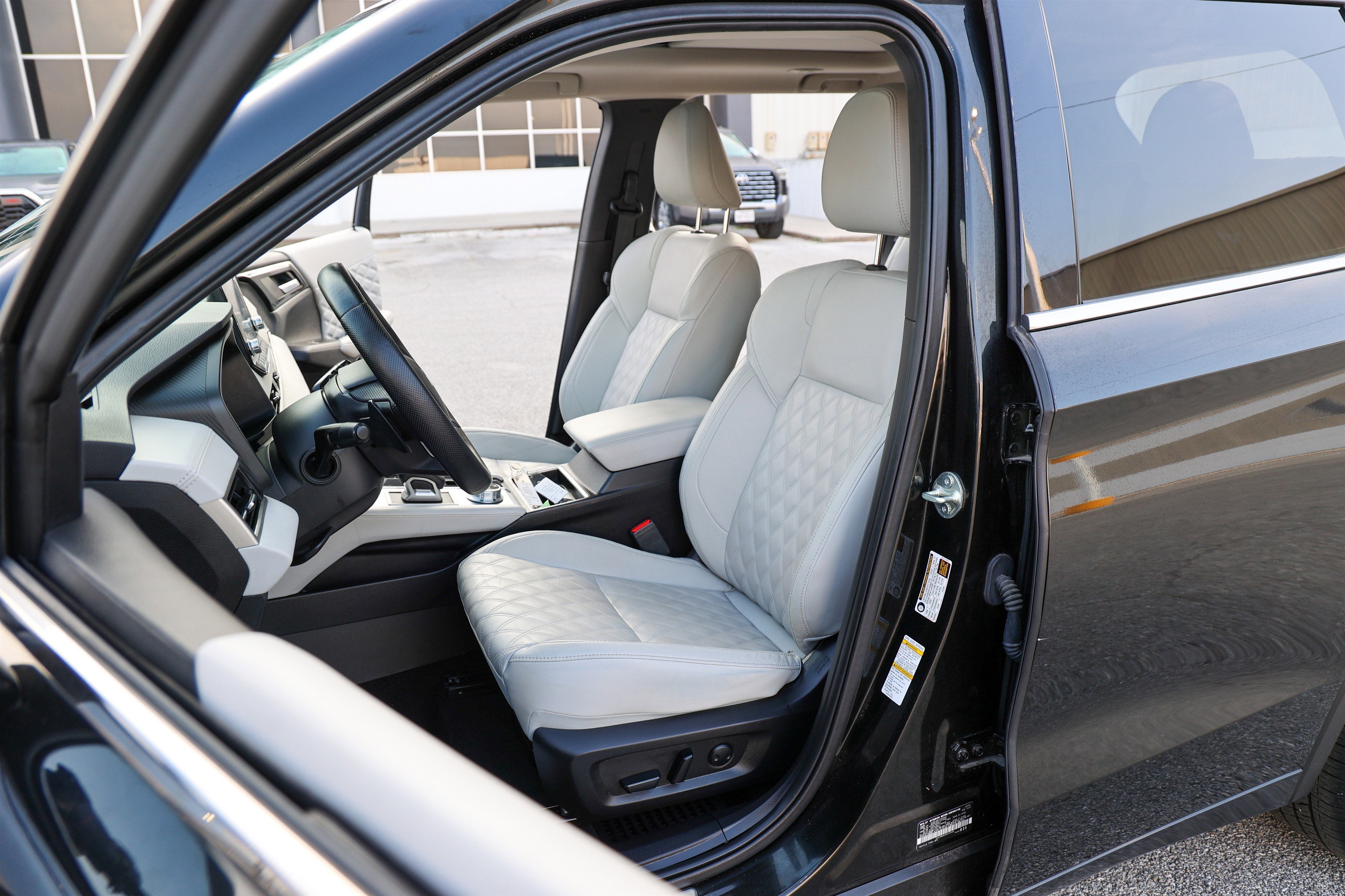 2024 Mitsubishi Outlander SEL Black Edition
