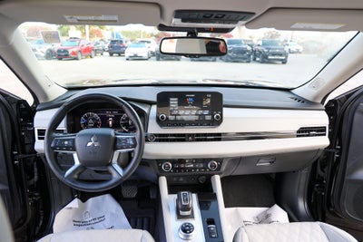 2024 Mitsubishi Outlander SEL Black Edition