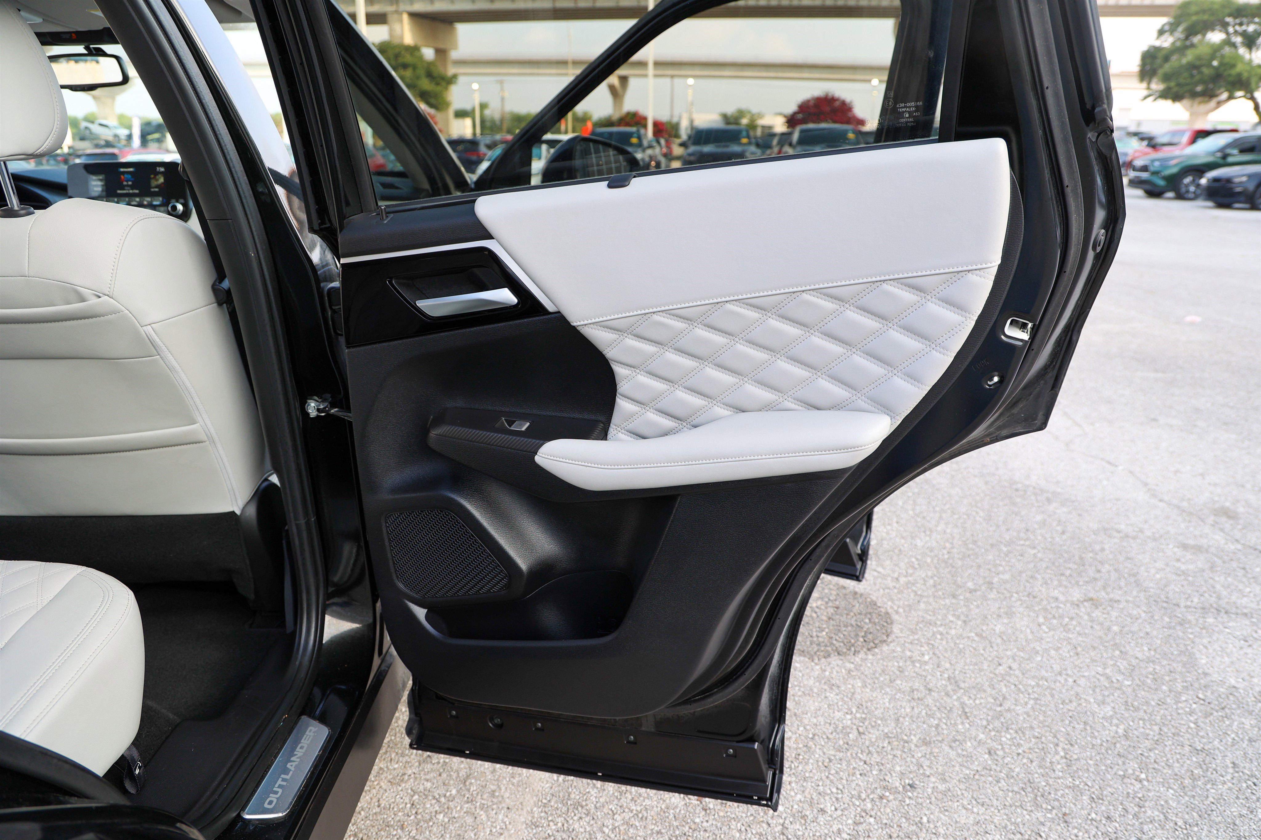 2024 Mitsubishi Outlander SEL Black Edition