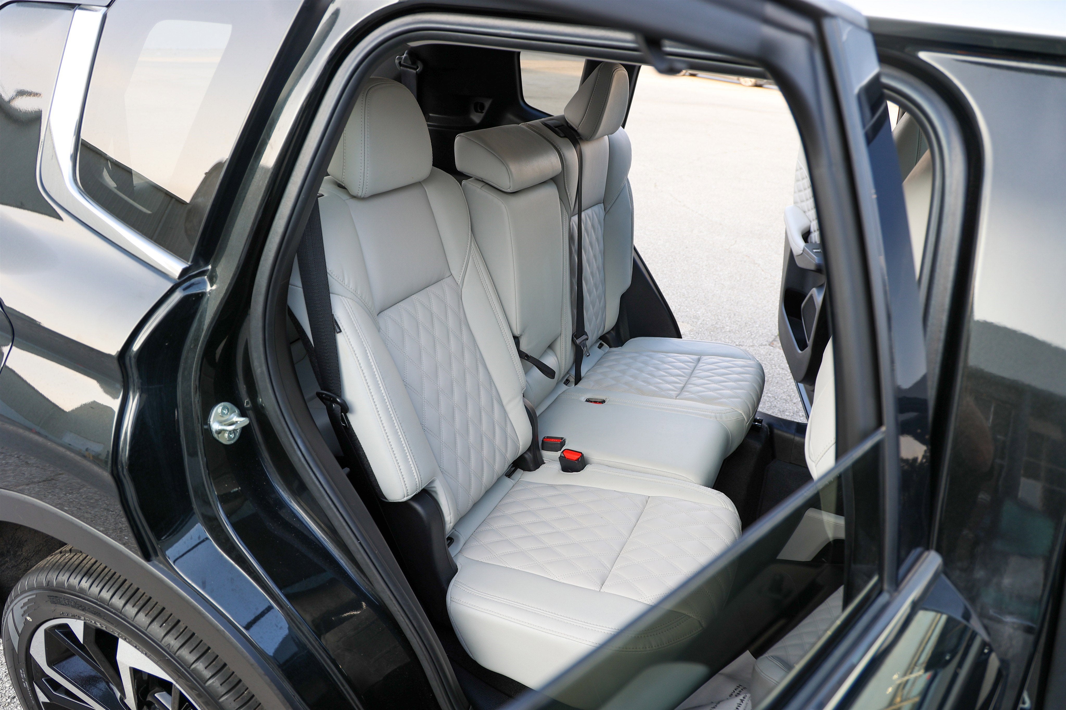 2024 Mitsubishi Outlander SEL Black Edition