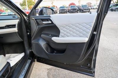 2024 Mitsubishi Outlander SEL Black Edition