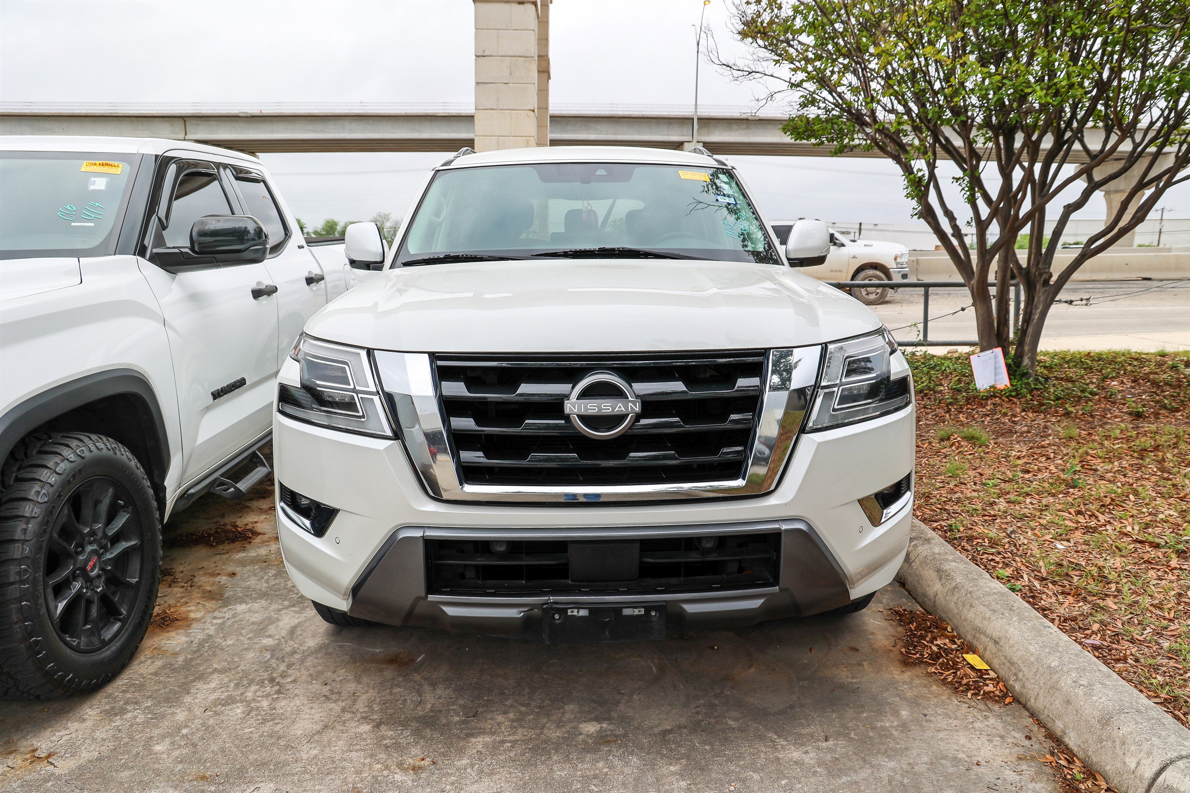 2023 Nissan Armada SV