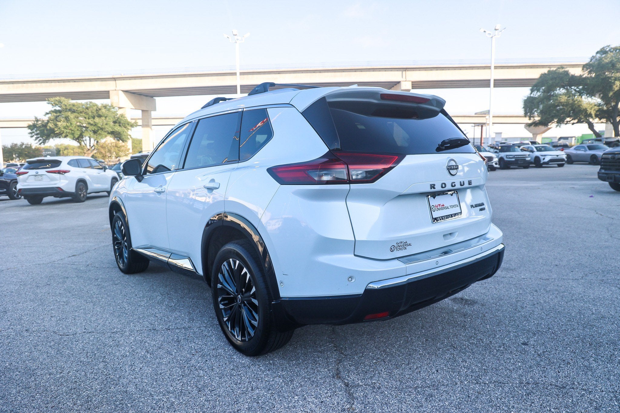 2025 Nissan Rogue Platinum