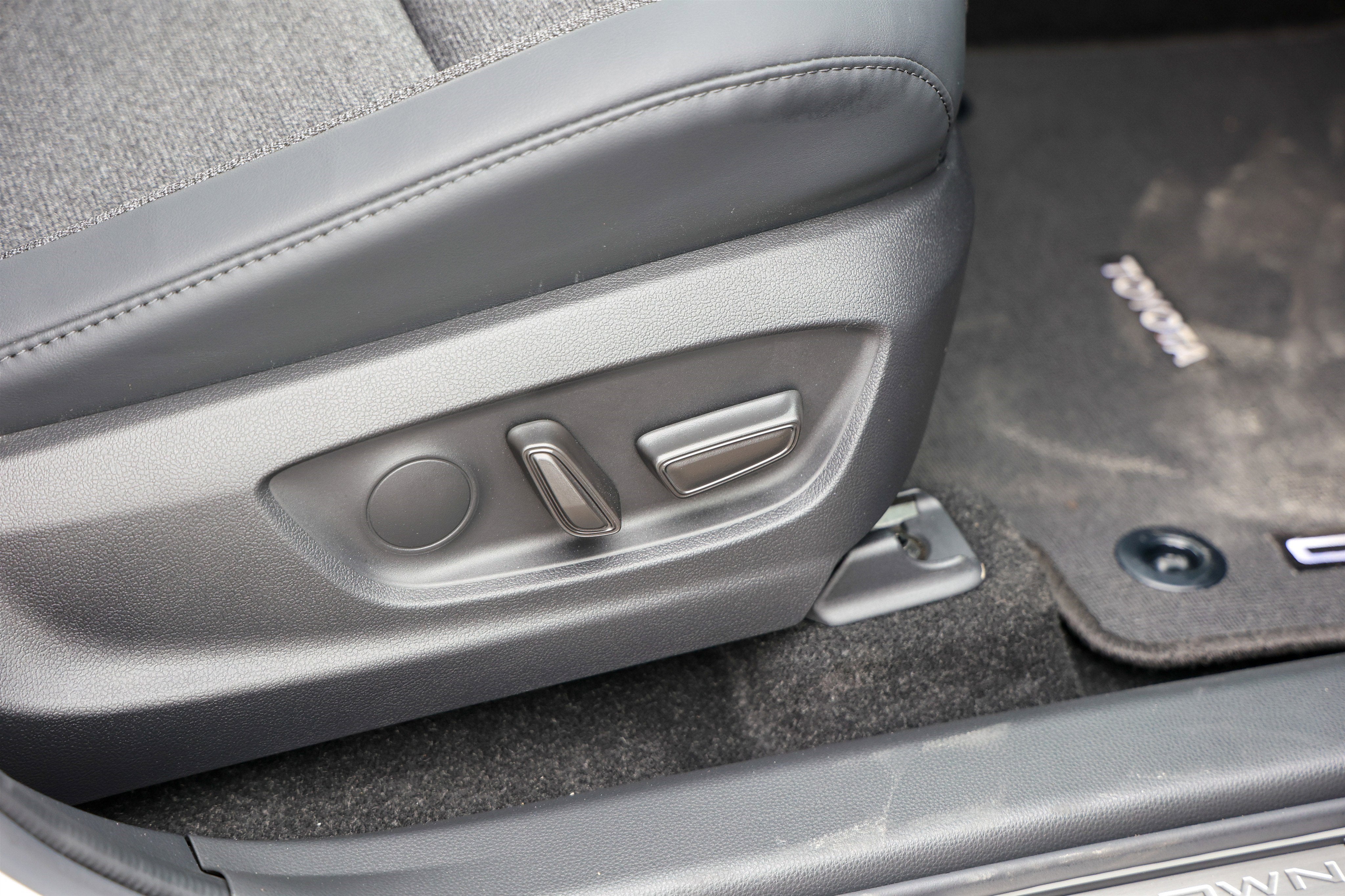 2023 Toyota Toyota Crown XLE Limited