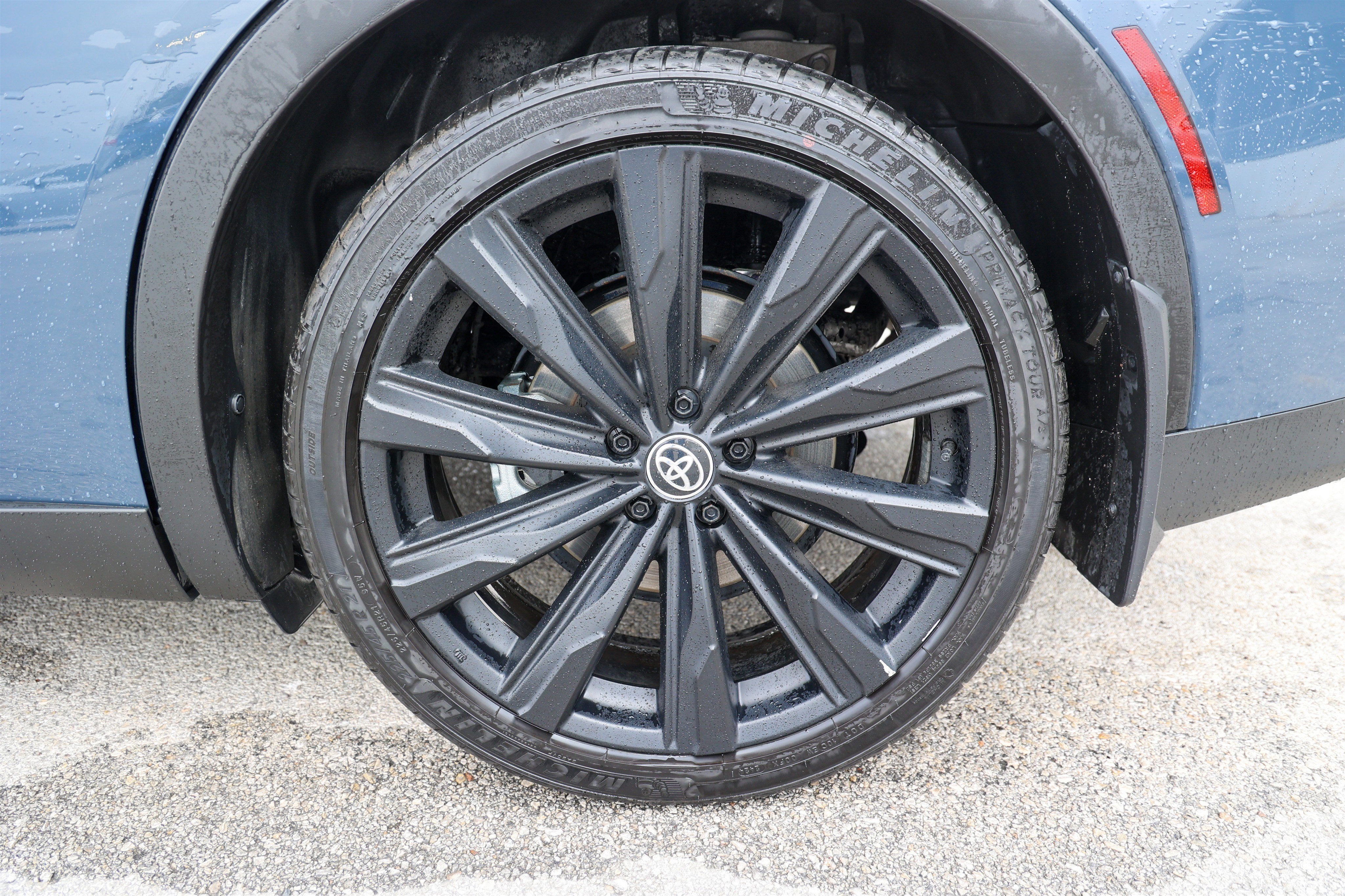 2025 Toyota CROWN Nightshade