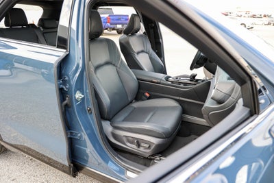2025 Toyota Toyota Crown Signia Limited