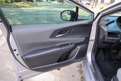 2025 Toyota Prius XLE