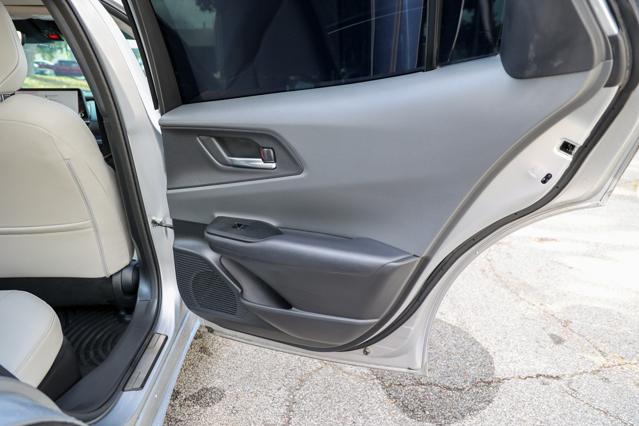 2025 Toyota Prius XLE