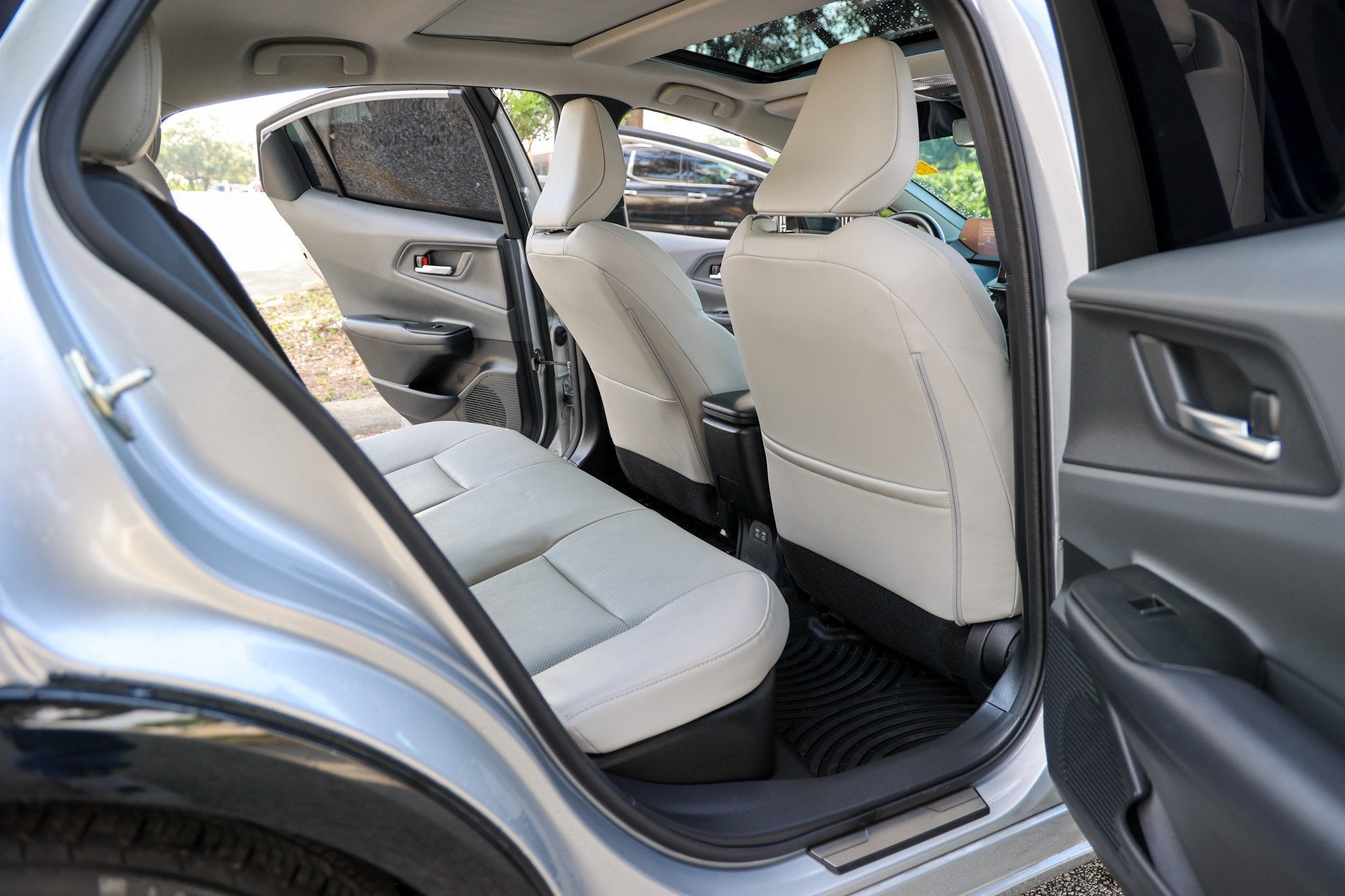 2025 Toyota Prius XLE