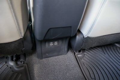 2025 Toyota Prius XLE