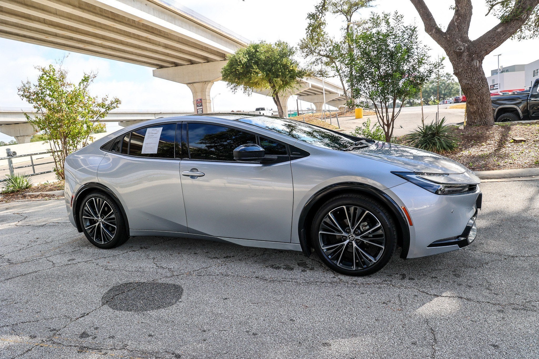 2025 Toyota Prius XLE
