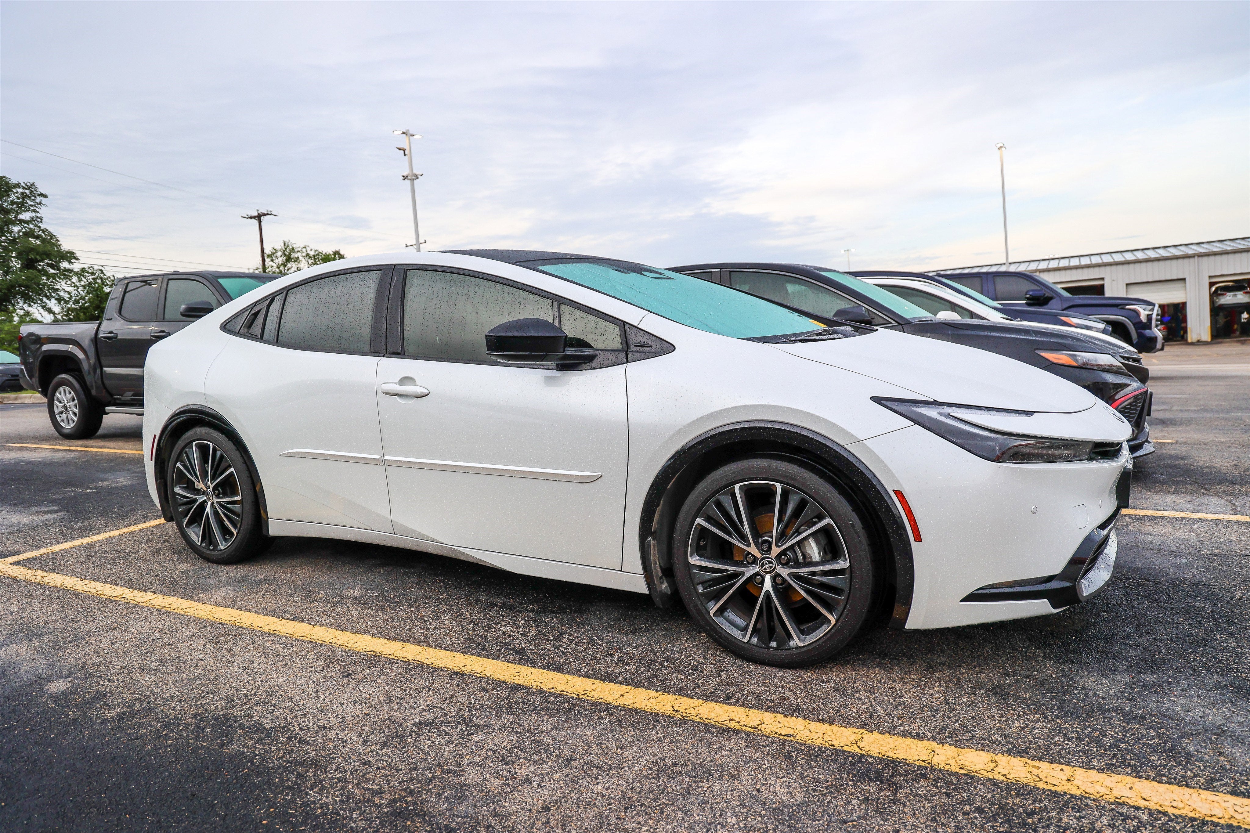 2023 Toyota Prius XLE