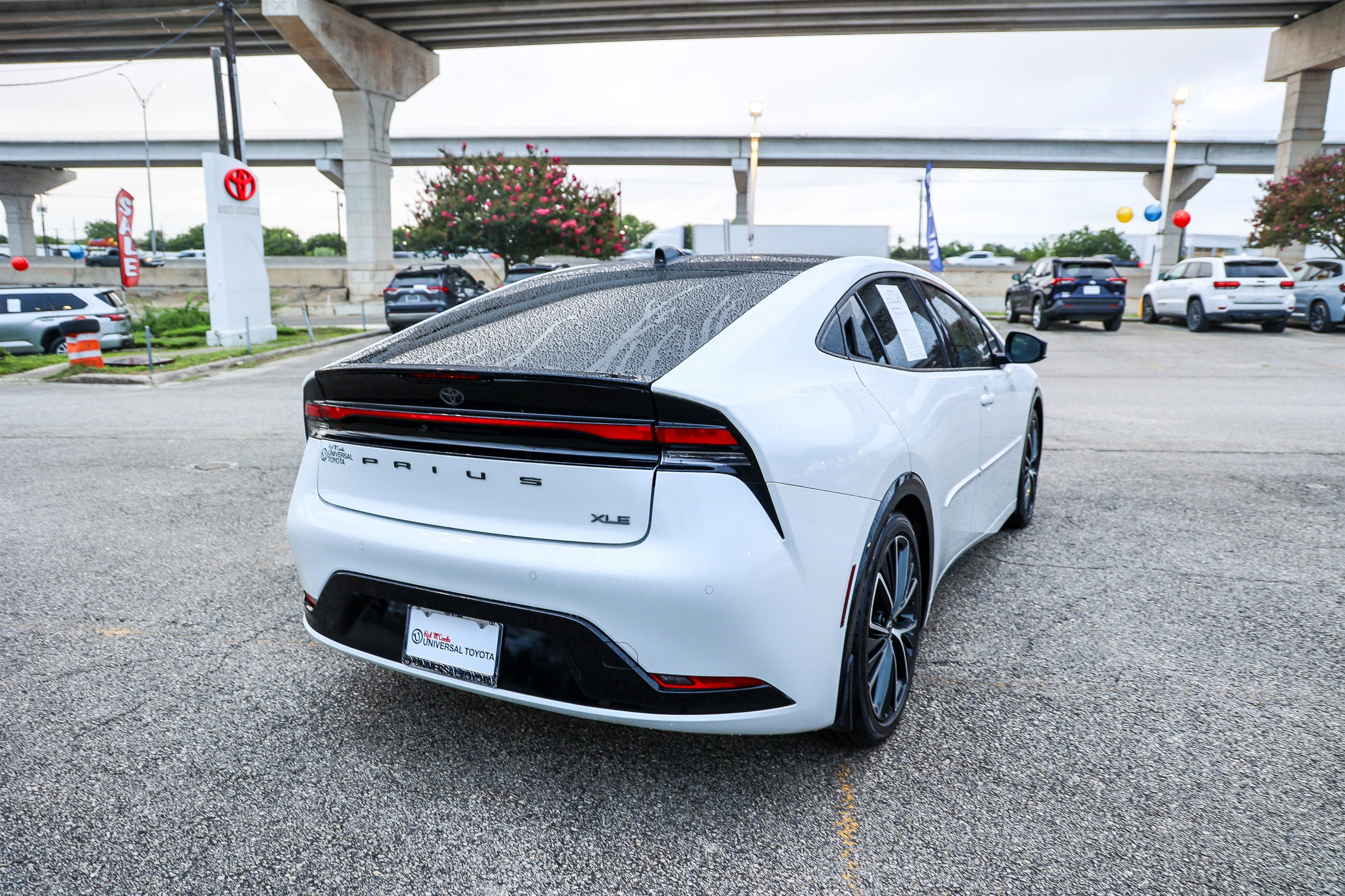 2023 Toyota Prius XLE