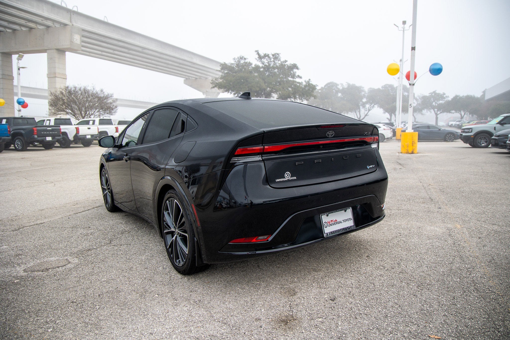 2024 Toyota PRIUS XLE